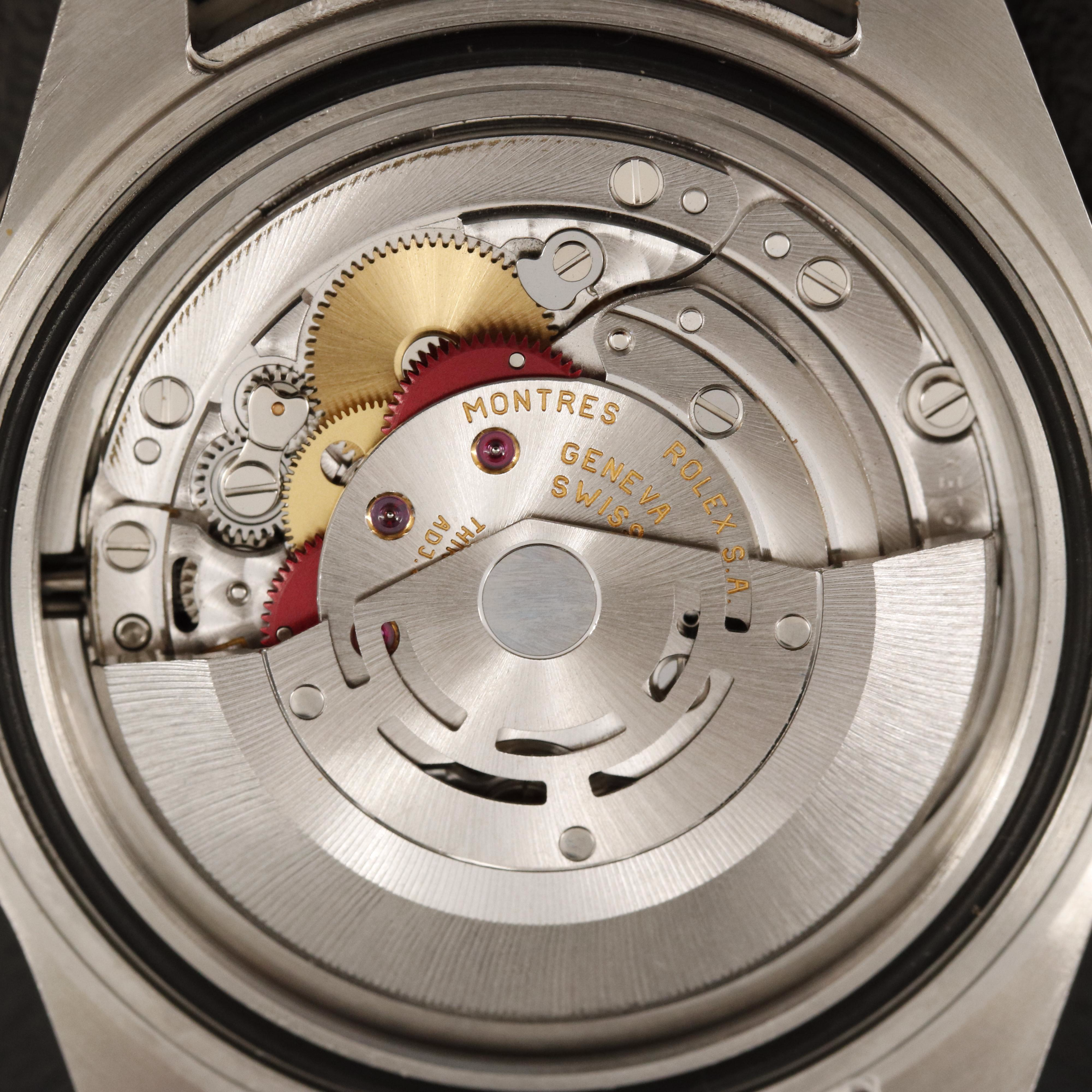 2001 Rolex Submariner Date Watch