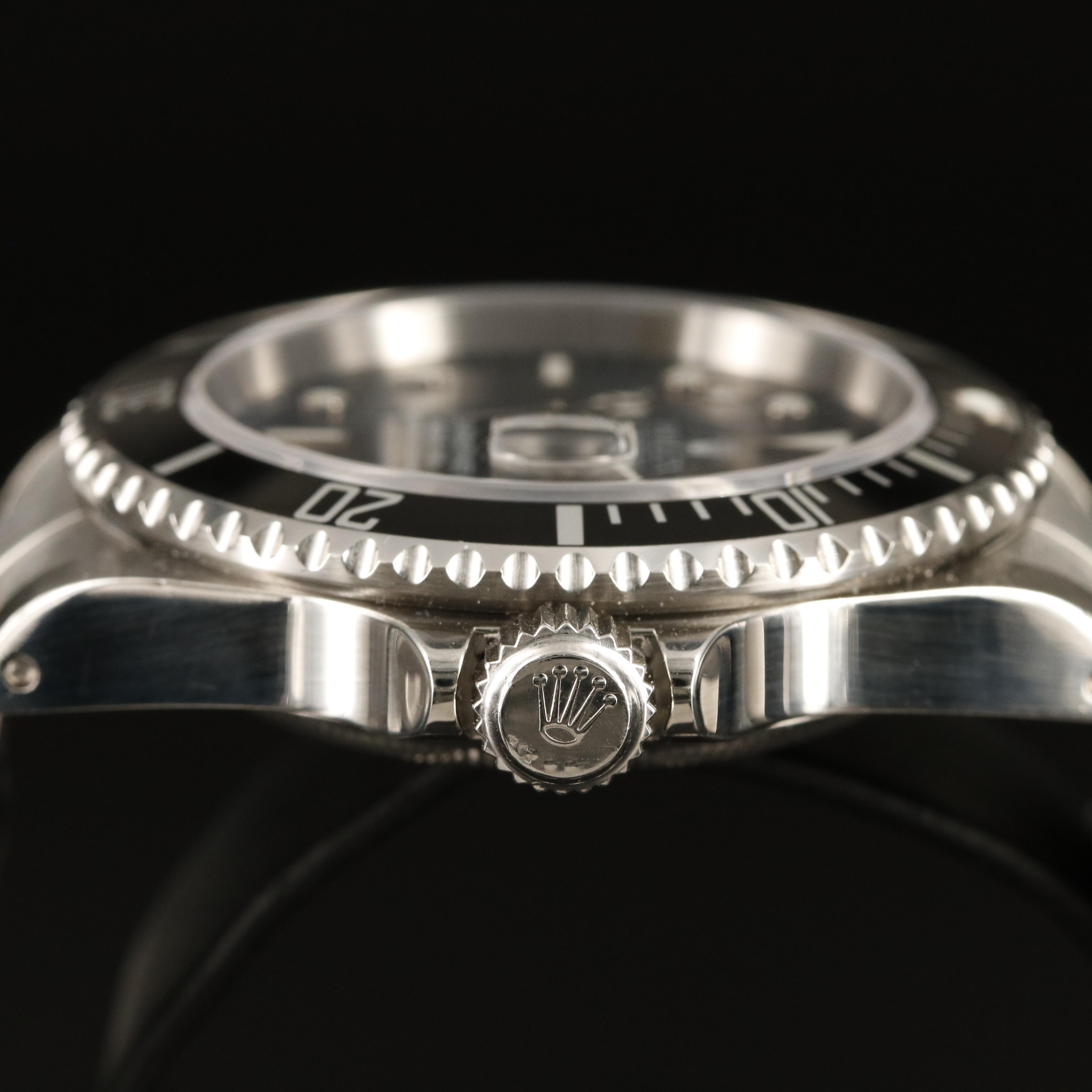 2001 Rolex Submariner Date Watch