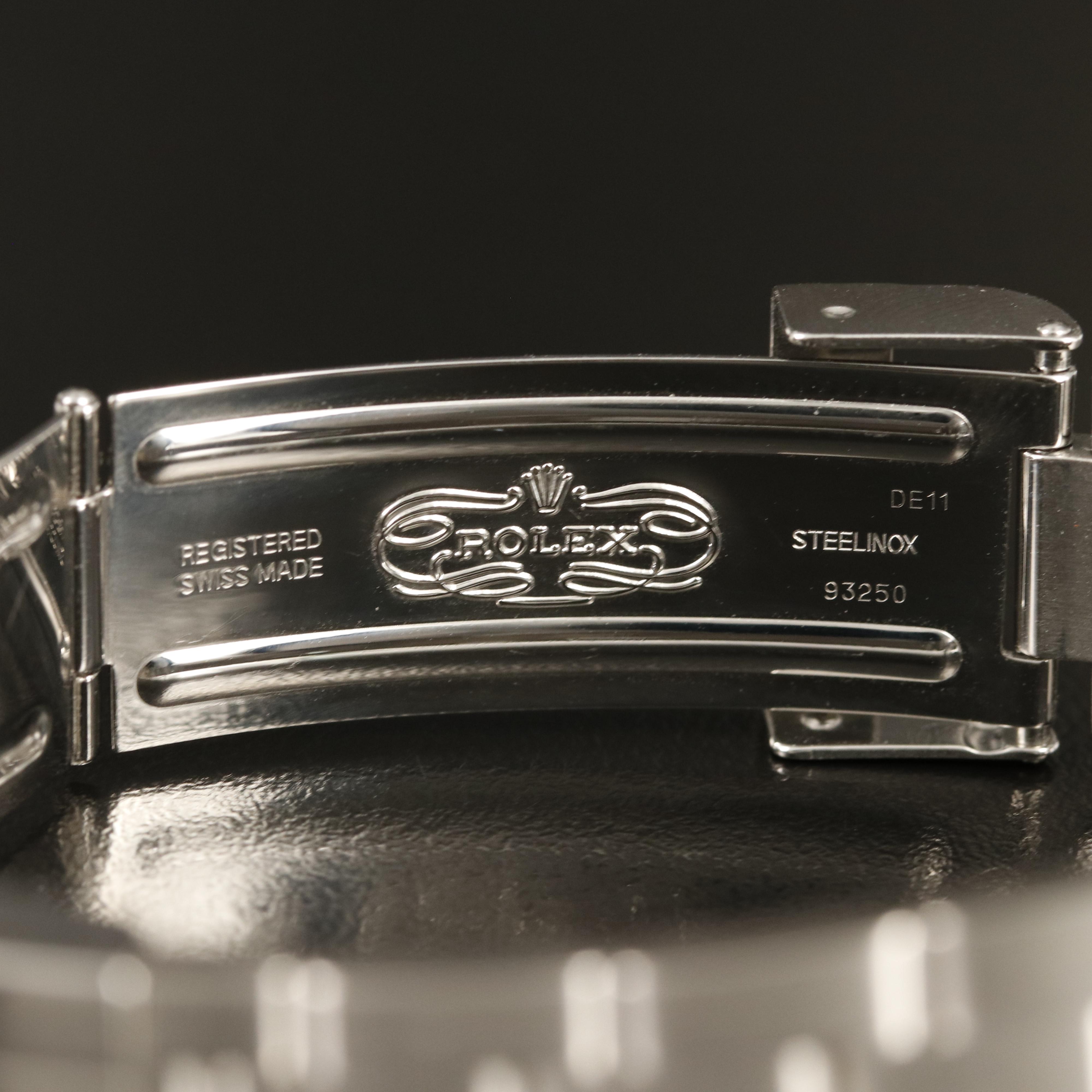 2001 Rolex Submariner Date Watch