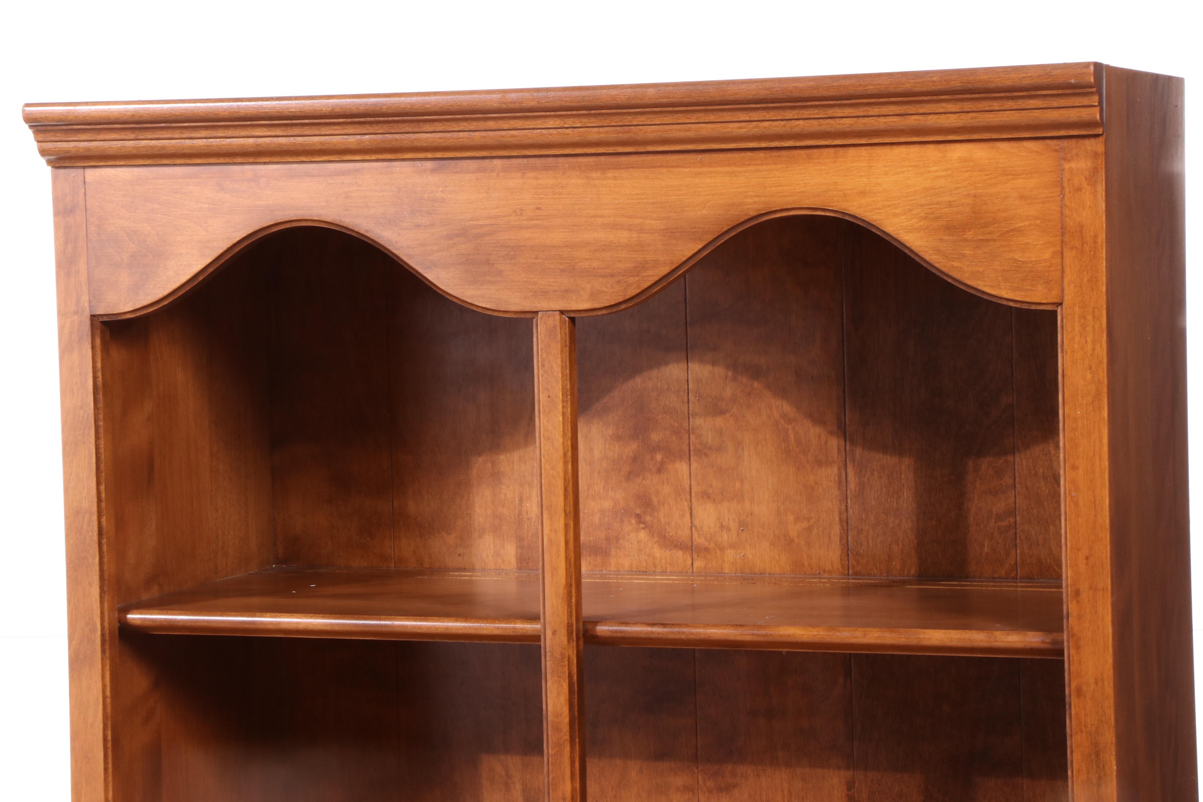 Ethan Allen Colonial Style Maple Bookcase, Late 20th Century