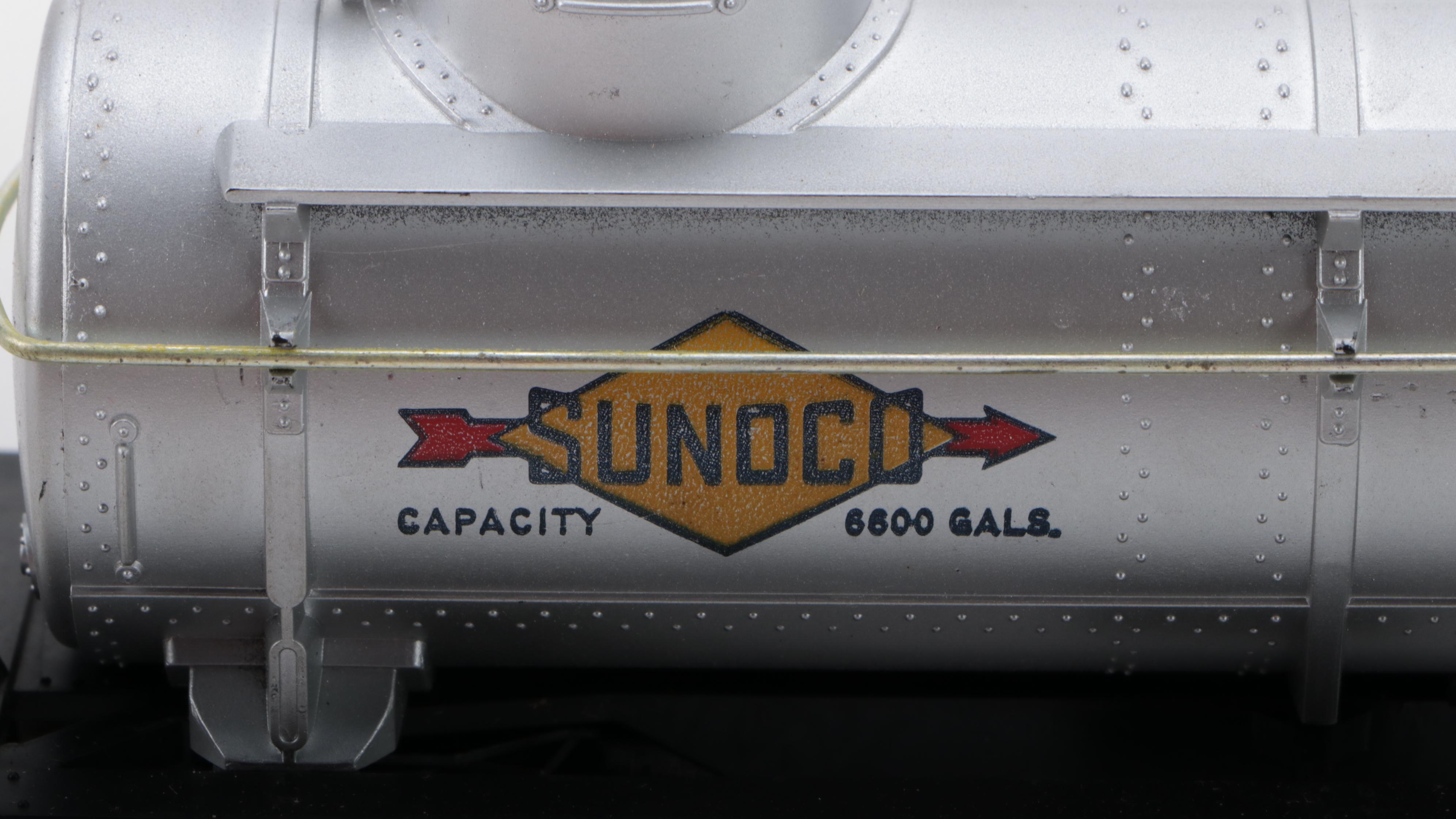 Lionel 675 Locomotive with Lionel O Gauge Freight Cars and Manuals