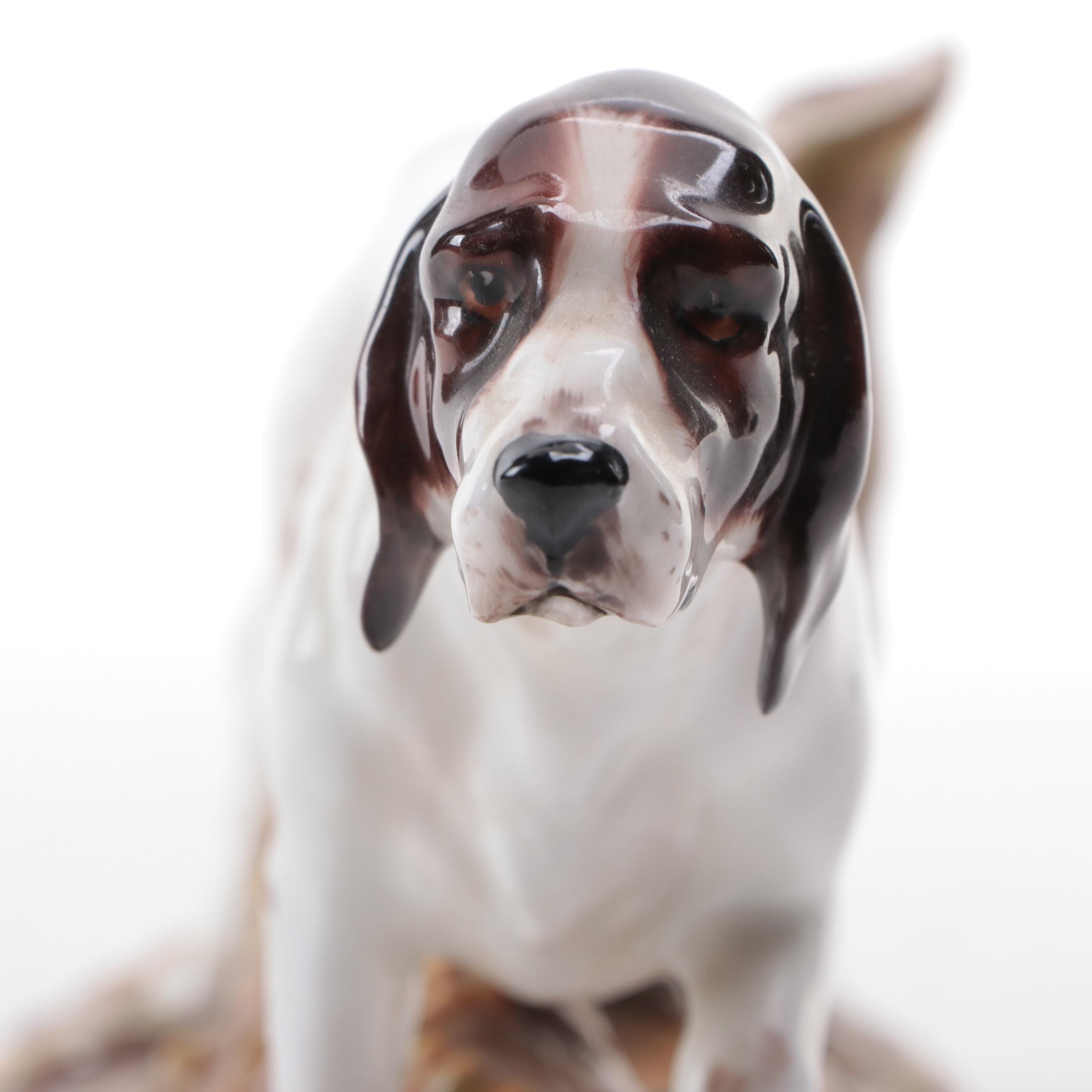 Royal Doulton Bone China Pointer Figurine Designed by Peggy Davies