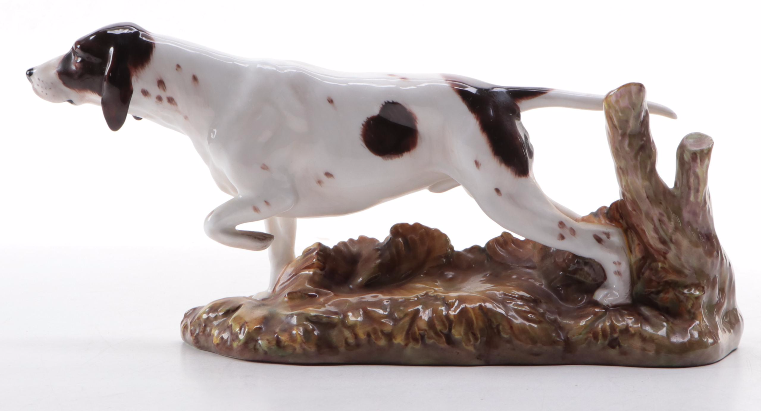Royal Doulton Bone China Pointer Figurine Designed by Peggy Davies