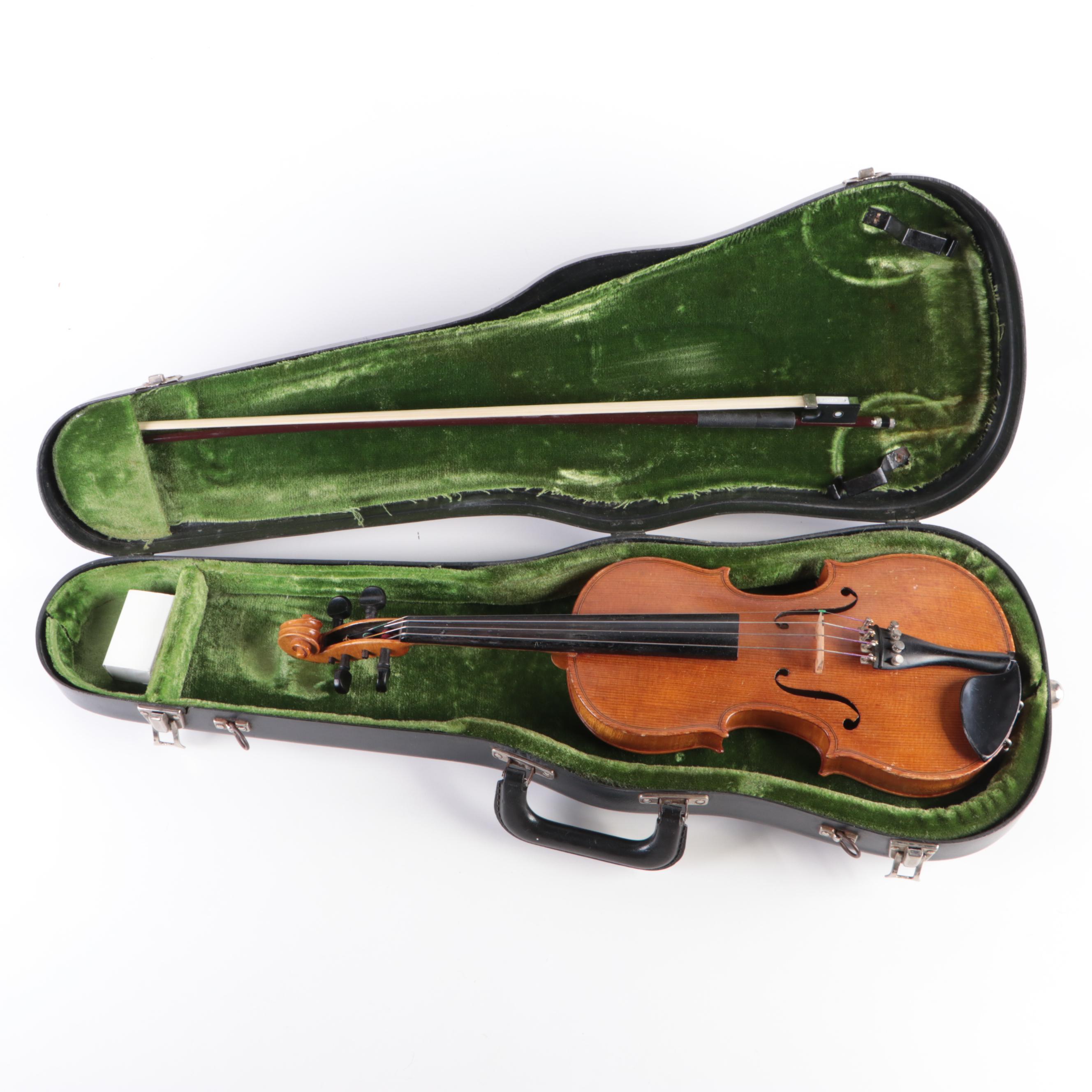 Antonius Stradivarius Cremonensis Copy Violin With Case and Bows