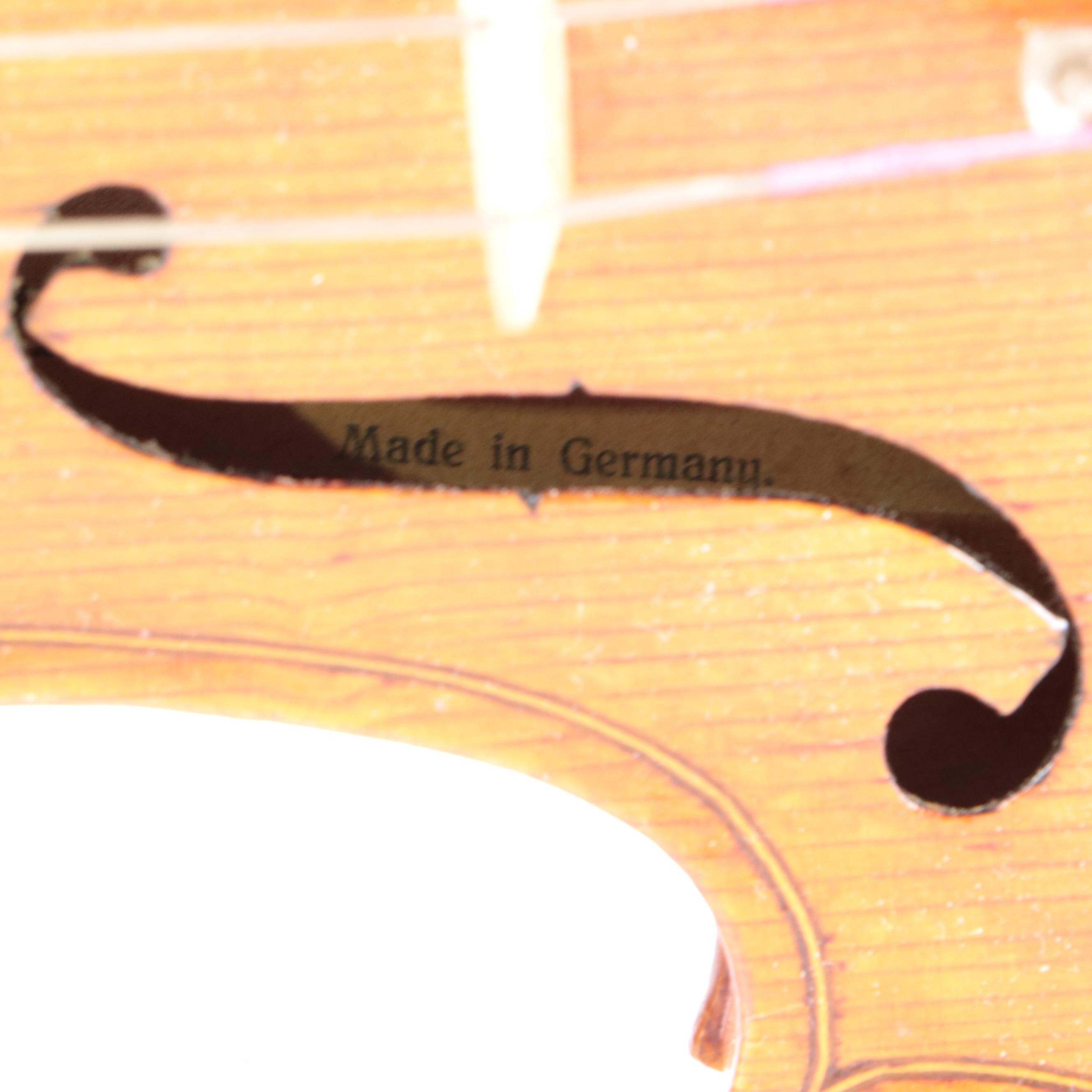 Antonius Stradivarius Cremonensis Copy Violin With Case and Bows