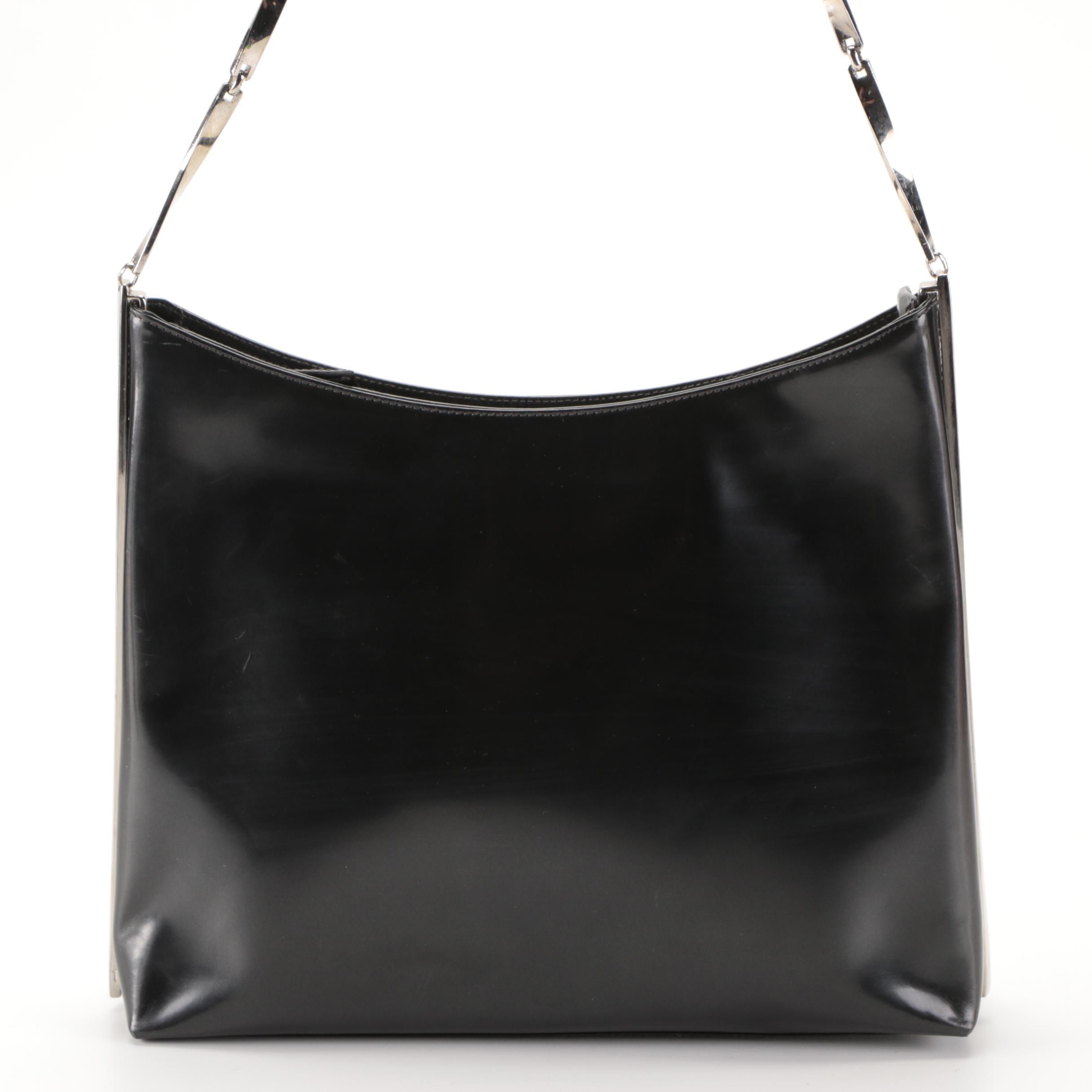 Salvatore Ferragamo Shoulder Bag in Black Glazed Leather