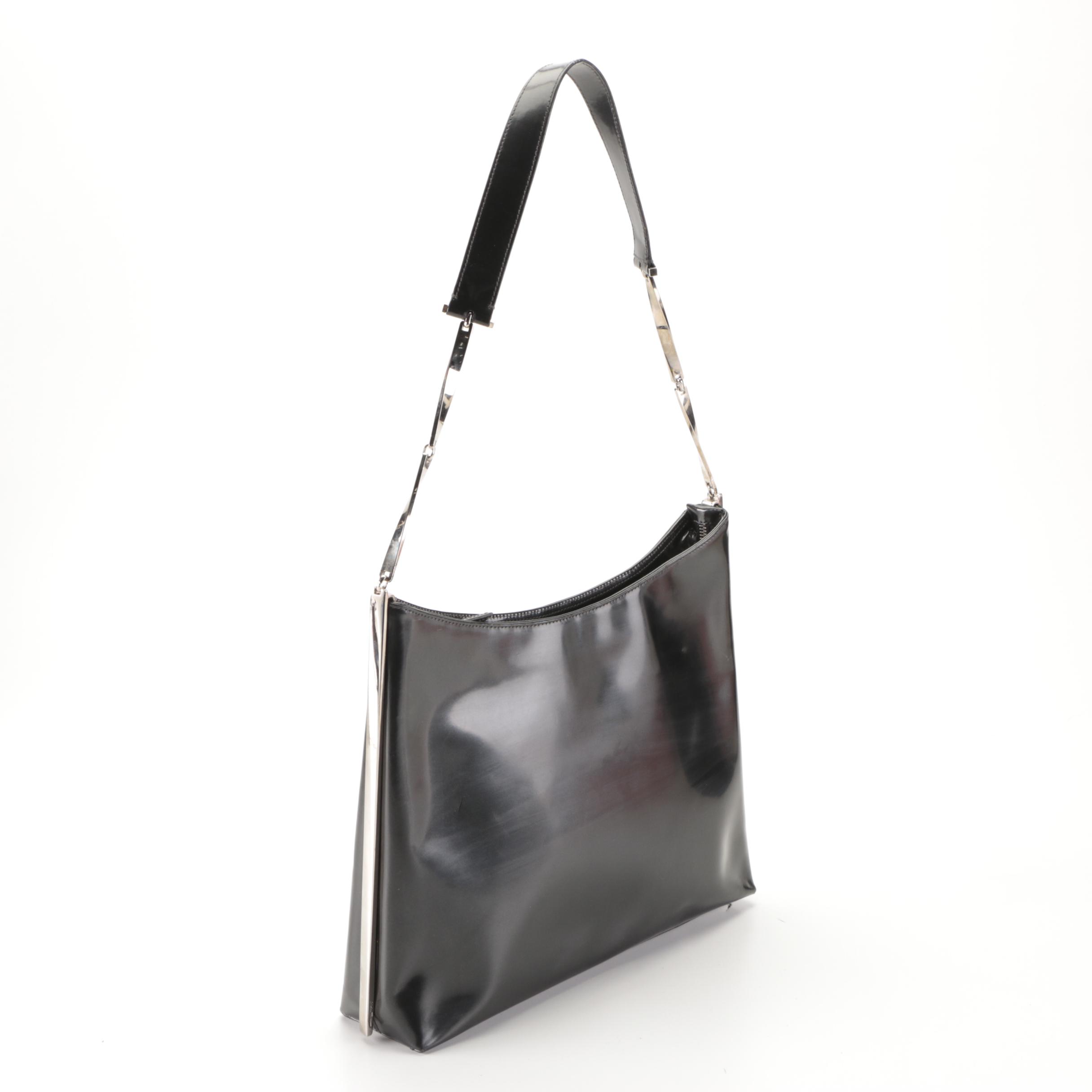 Salvatore Ferragamo Shoulder Bag in Black Glazed Leather