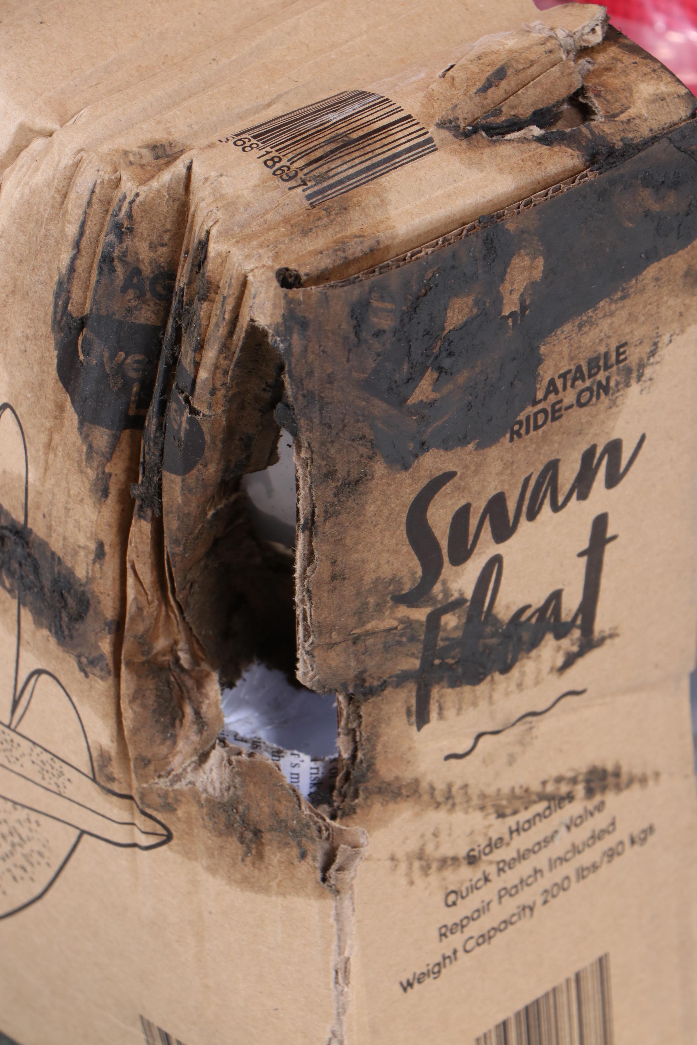 Bestway Power Steel Deluxe Series 20' x 48" Above Ground Pool Set and Floats