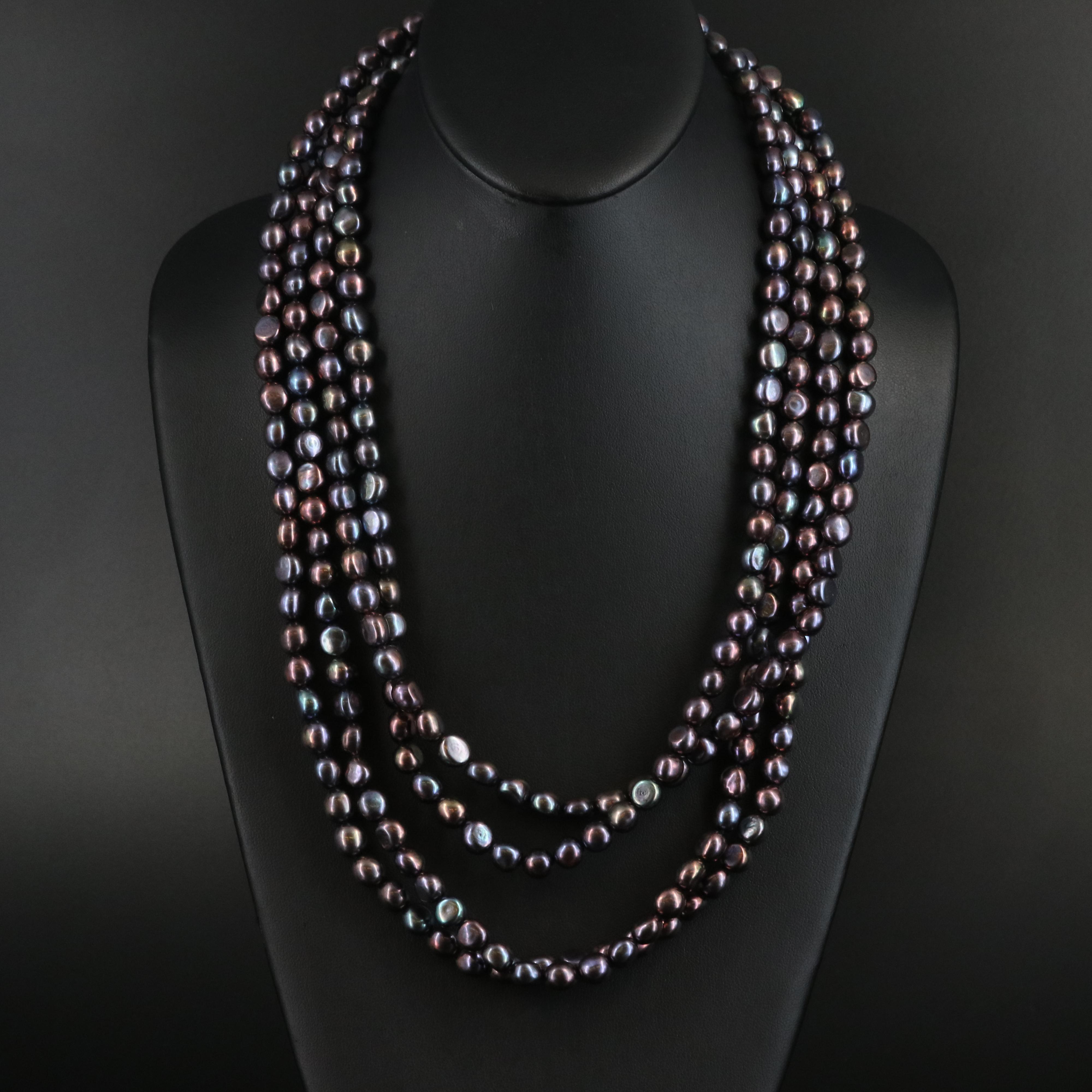Rope Length Pearl Necklace