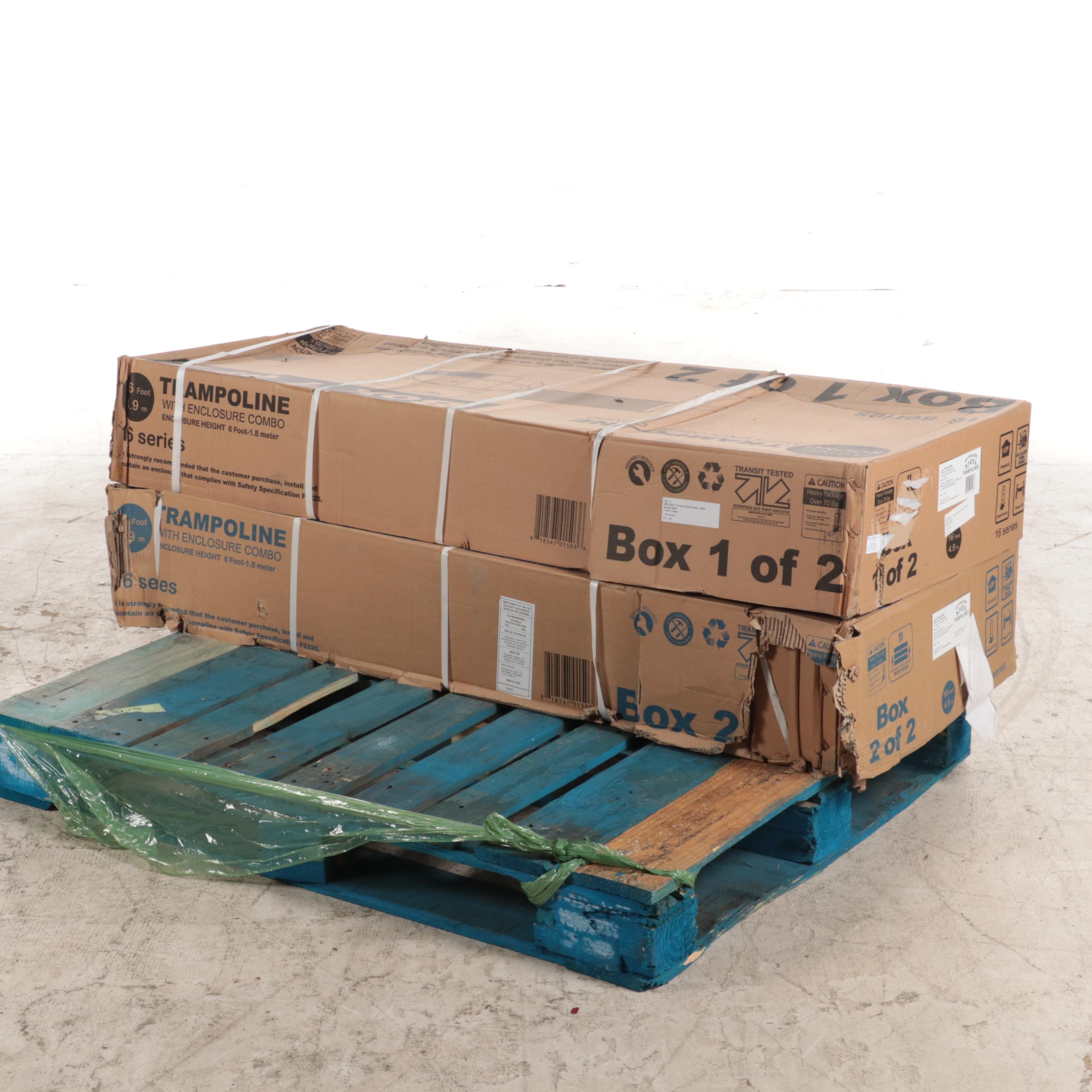 Skywalker 16' Deluxe Round Sports Arena Trampoline with Enclosure