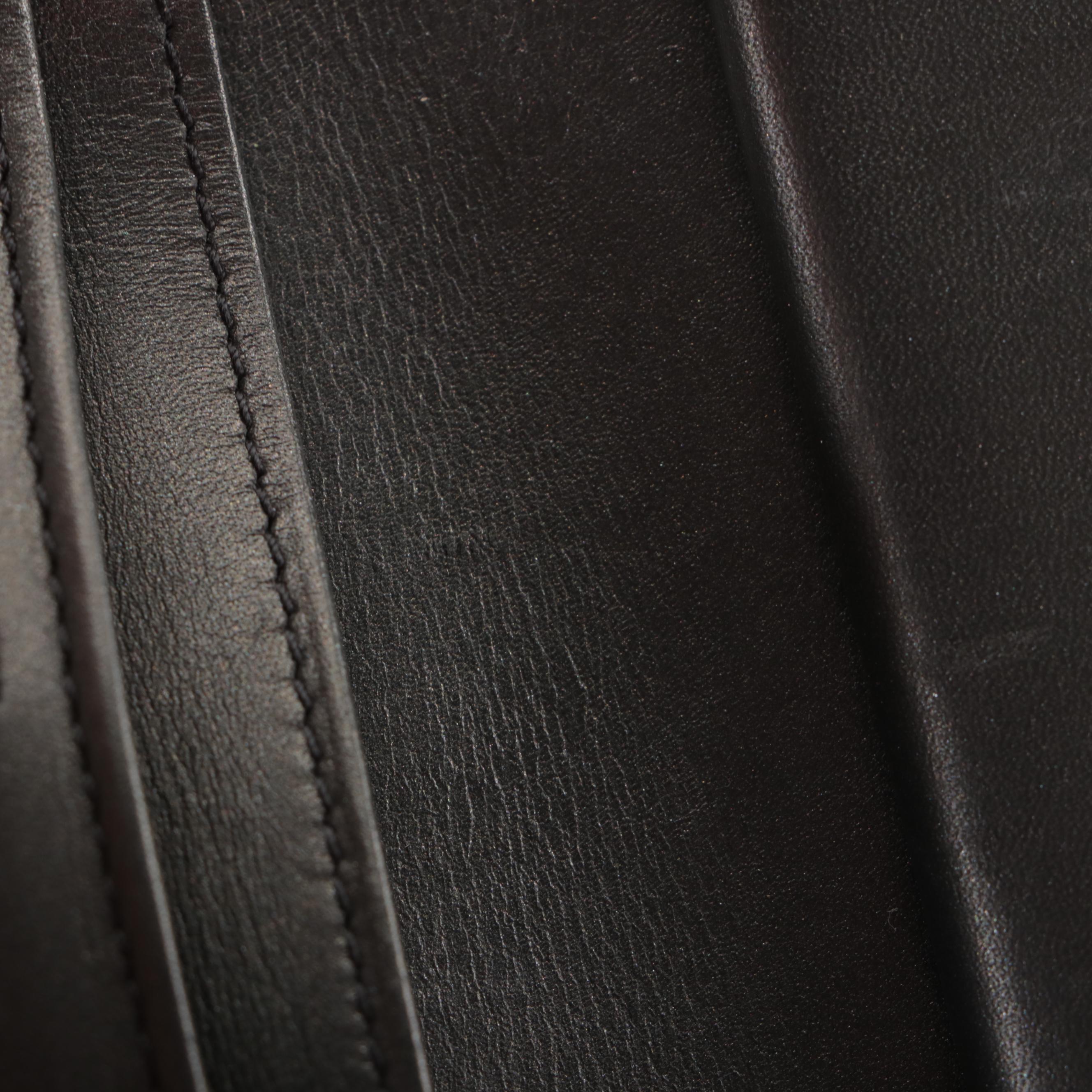 Louis Vuitton Porte-Monnaie Viennois Kiss Lock Wallet in Monogram Mat