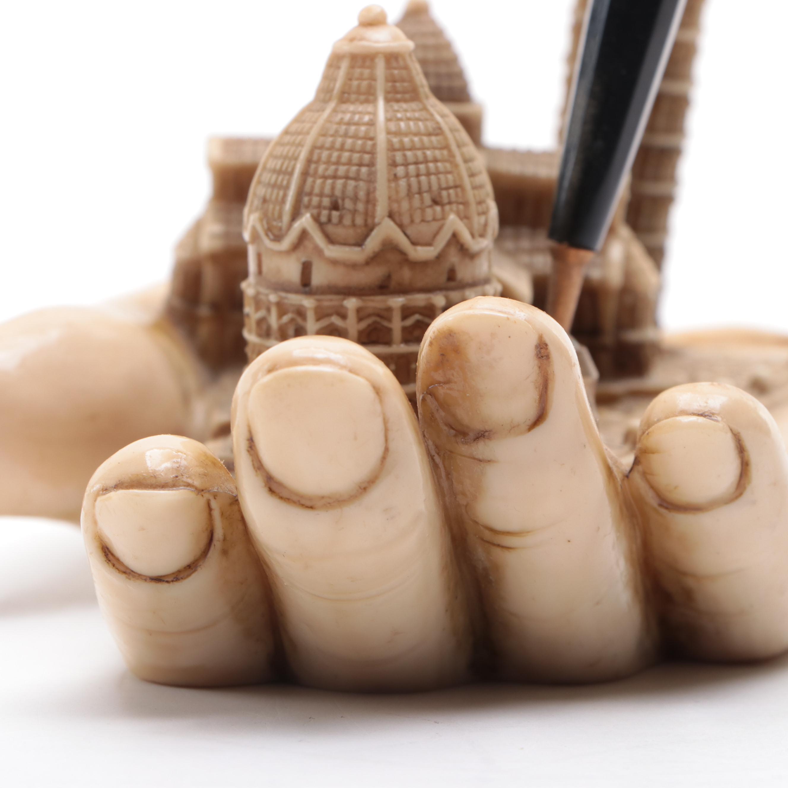 Souvenir of Pisa Resin Pen Holder, Mid-20th Century
