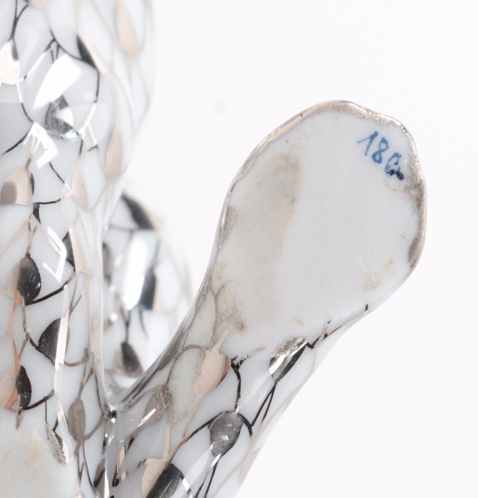 Herend Platinum Fishnet "Fleeing Rabbit" Porcelain Figurine