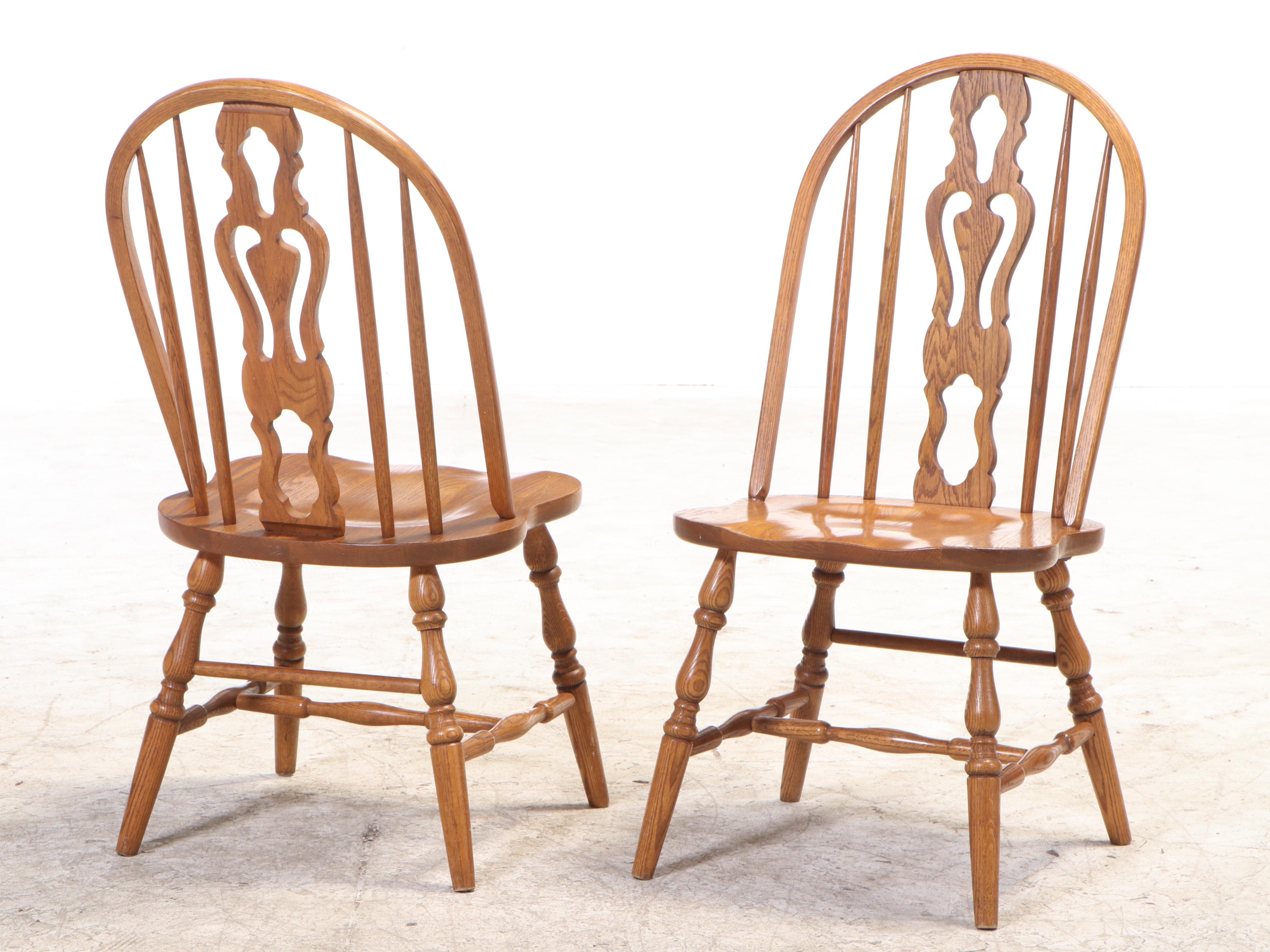 Cochrane "Hermitage House" Oak Double Pedestal Dining Table and Chairs