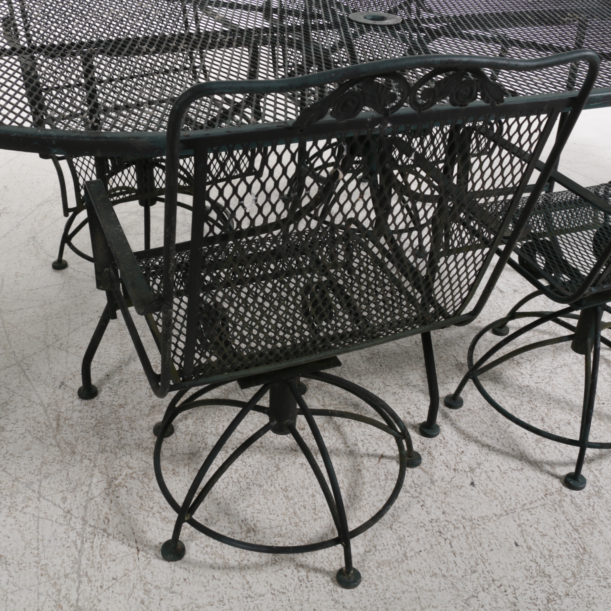 Metal Mesh Patio Dining Table and Six Swivel Chairs, Late 20th Century