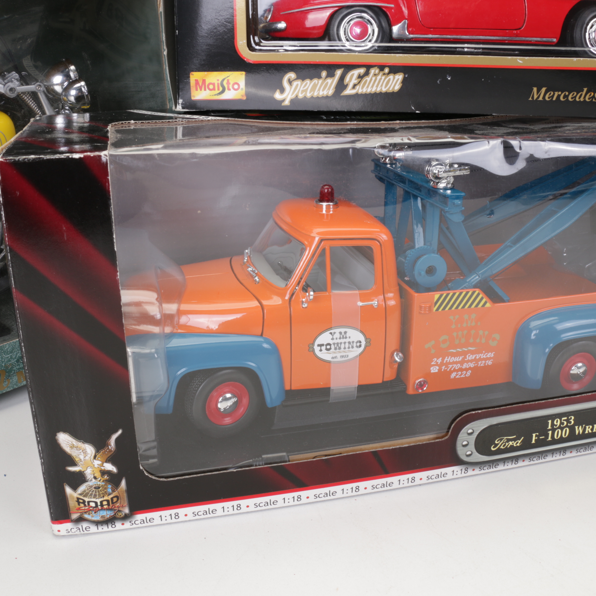 Maisto Special Edition Mercedes Benz 190SL with Other Diecast Model Cars