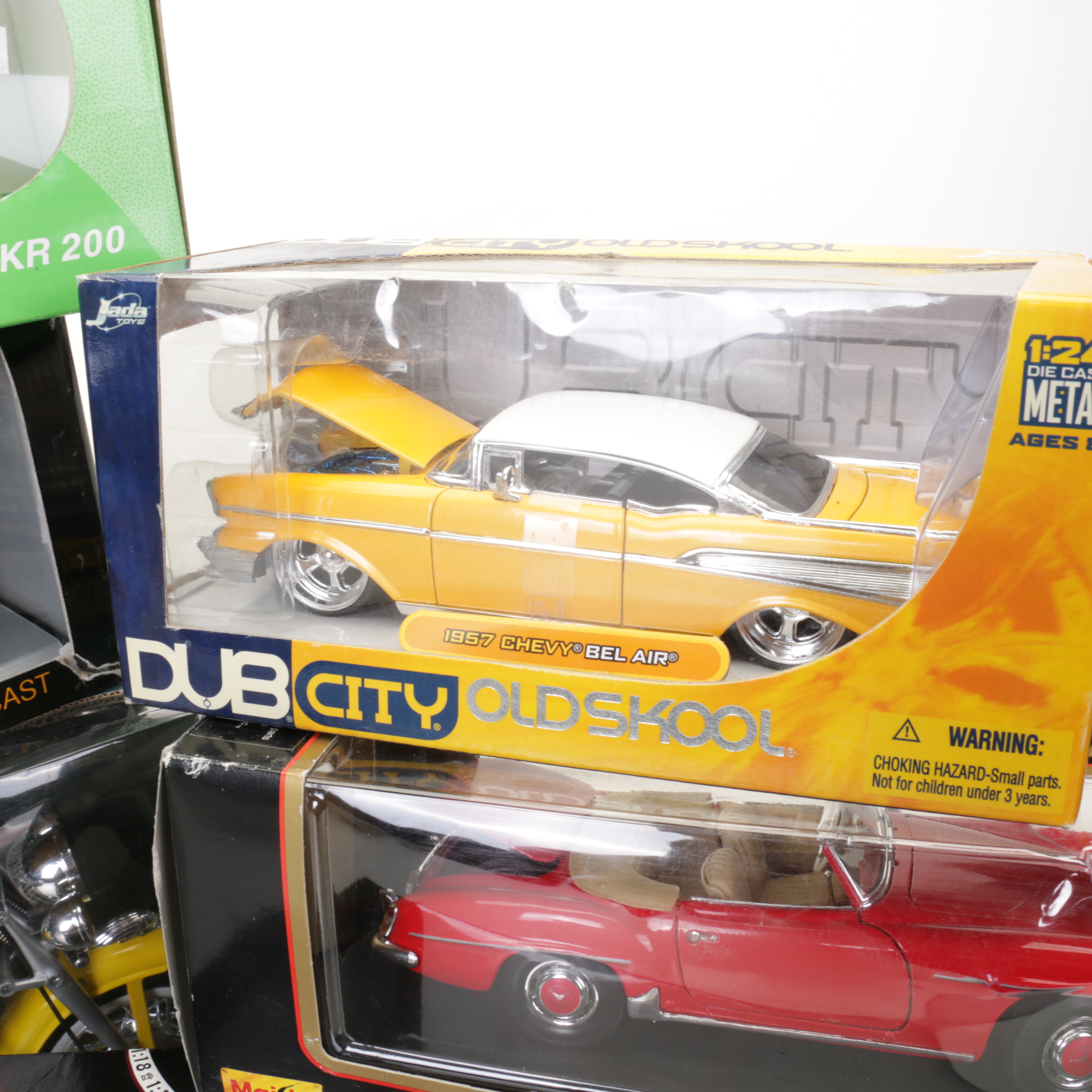 Maisto Special Edition Mercedes Benz 190SL with Other Diecast Model Cars