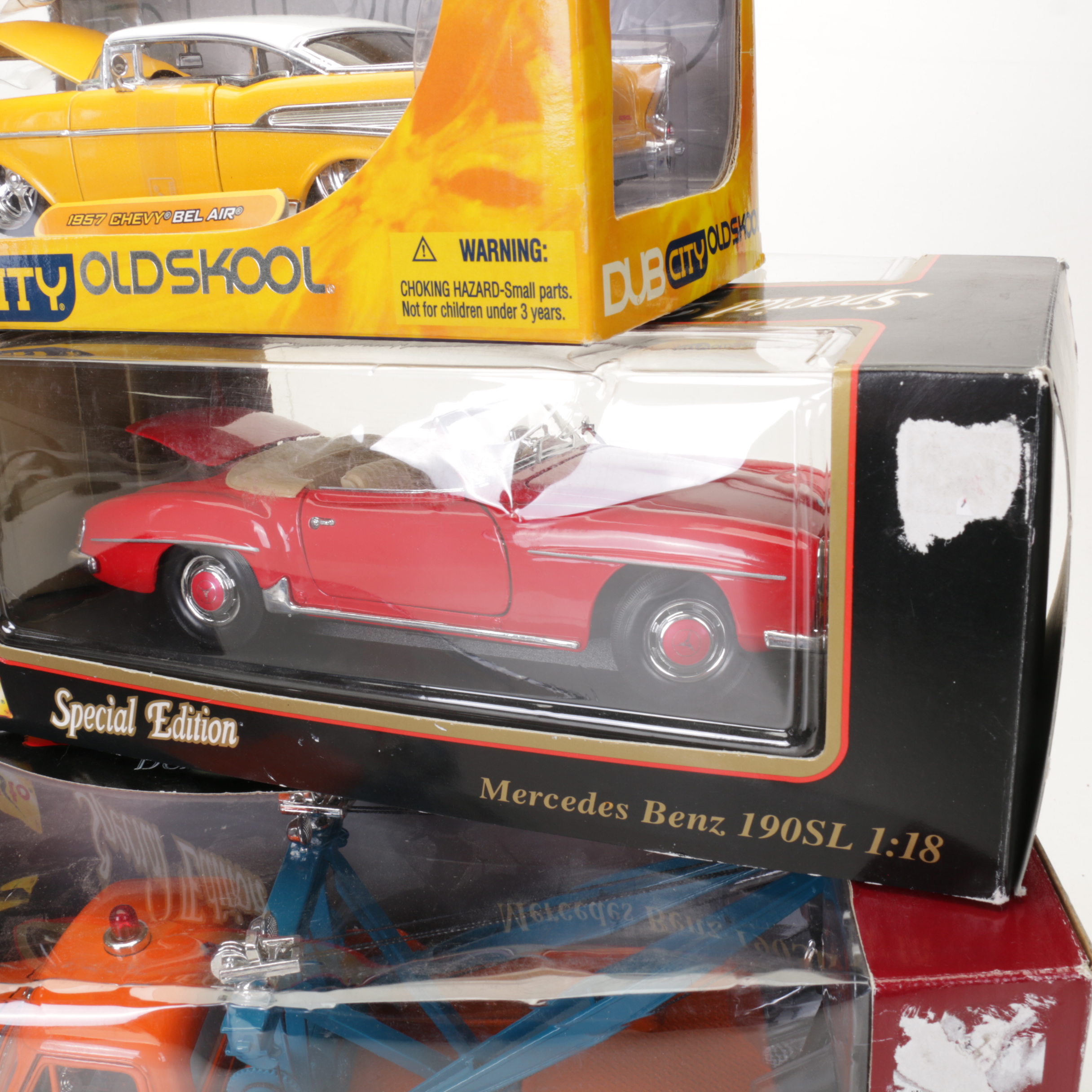 Maisto Special Edition Mercedes Benz 190SL with Other Diecast Model Cars
