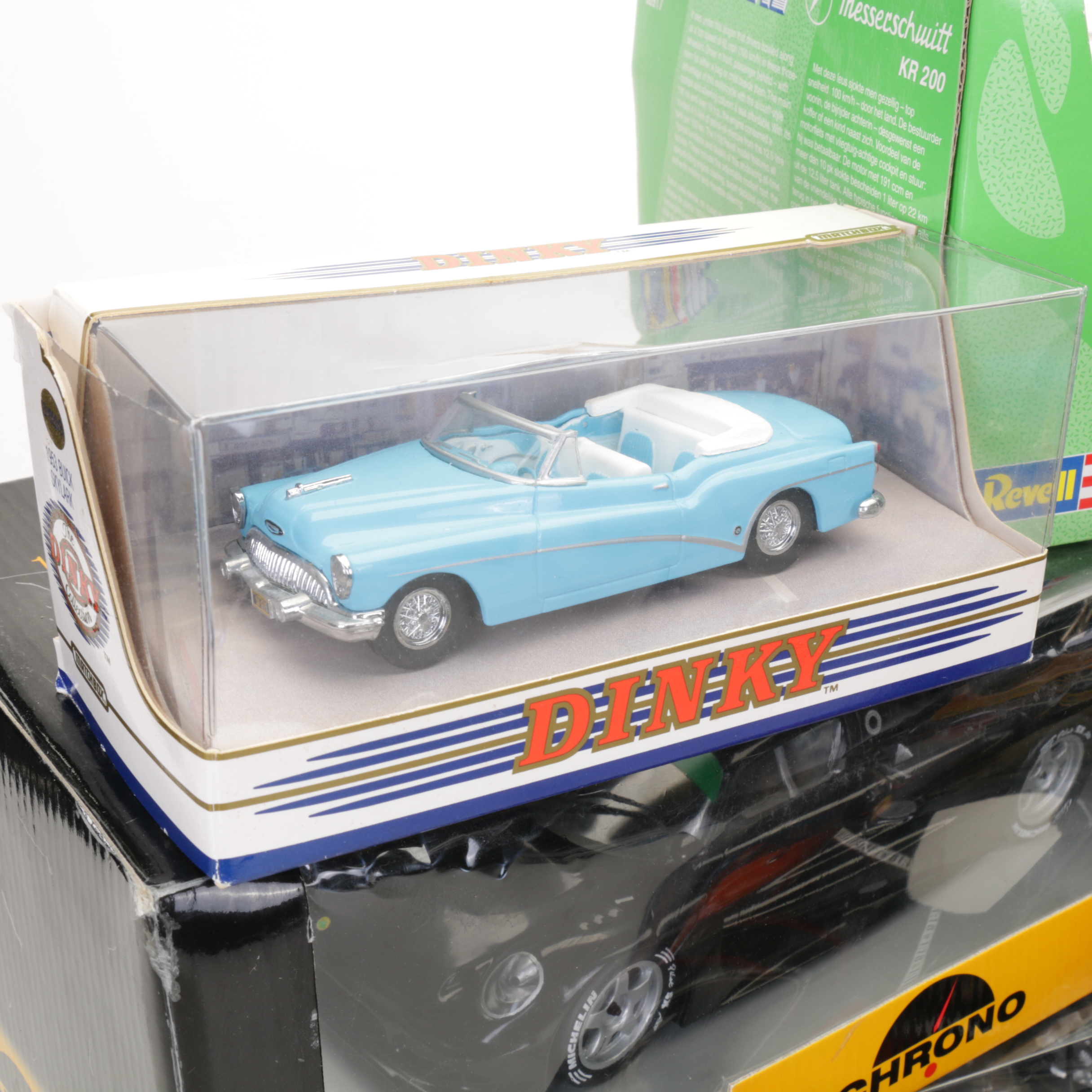 Maisto Special Edition Mercedes Benz 190SL with Other Diecast Model Cars