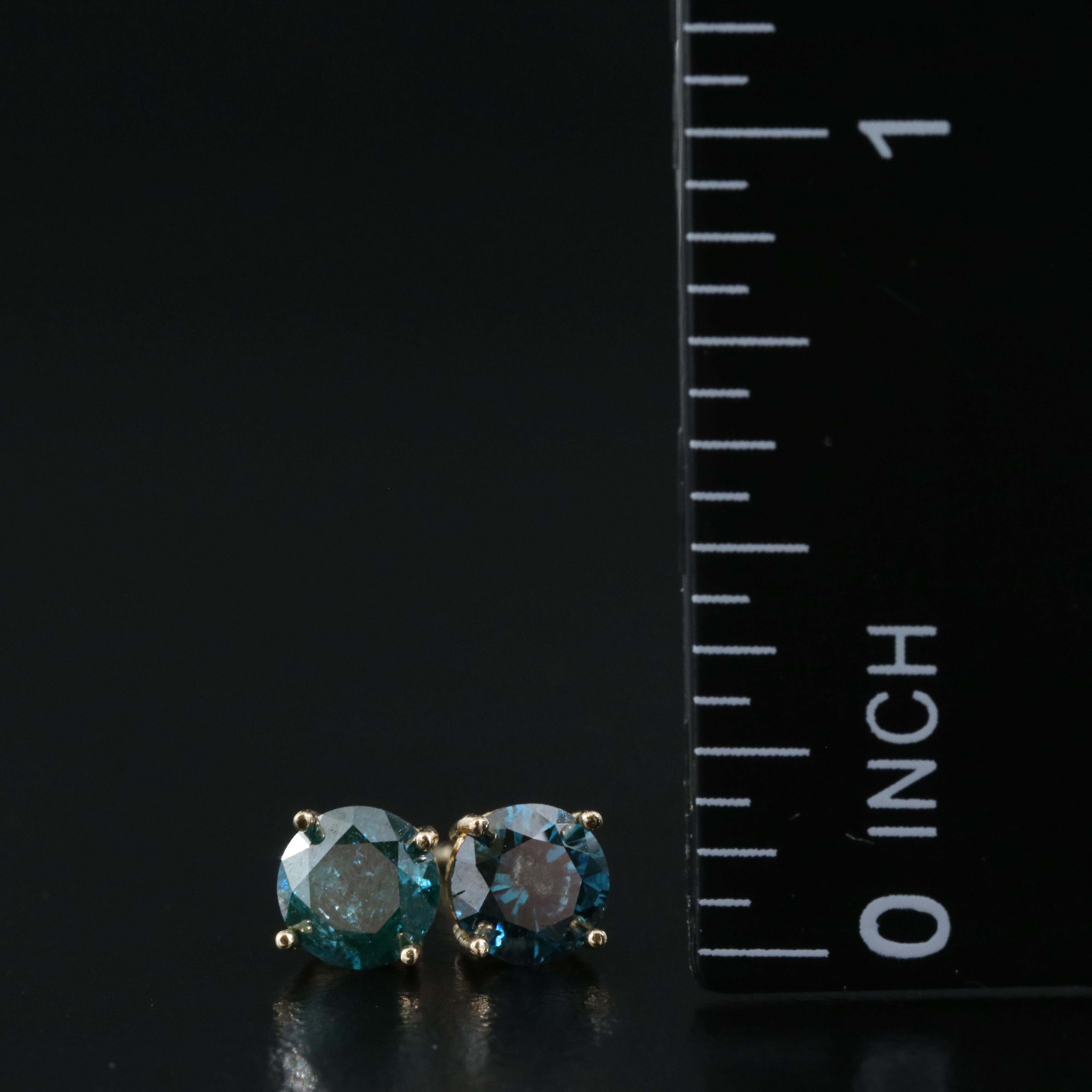 18K 0.94 CTW Diamond Stud Earrings