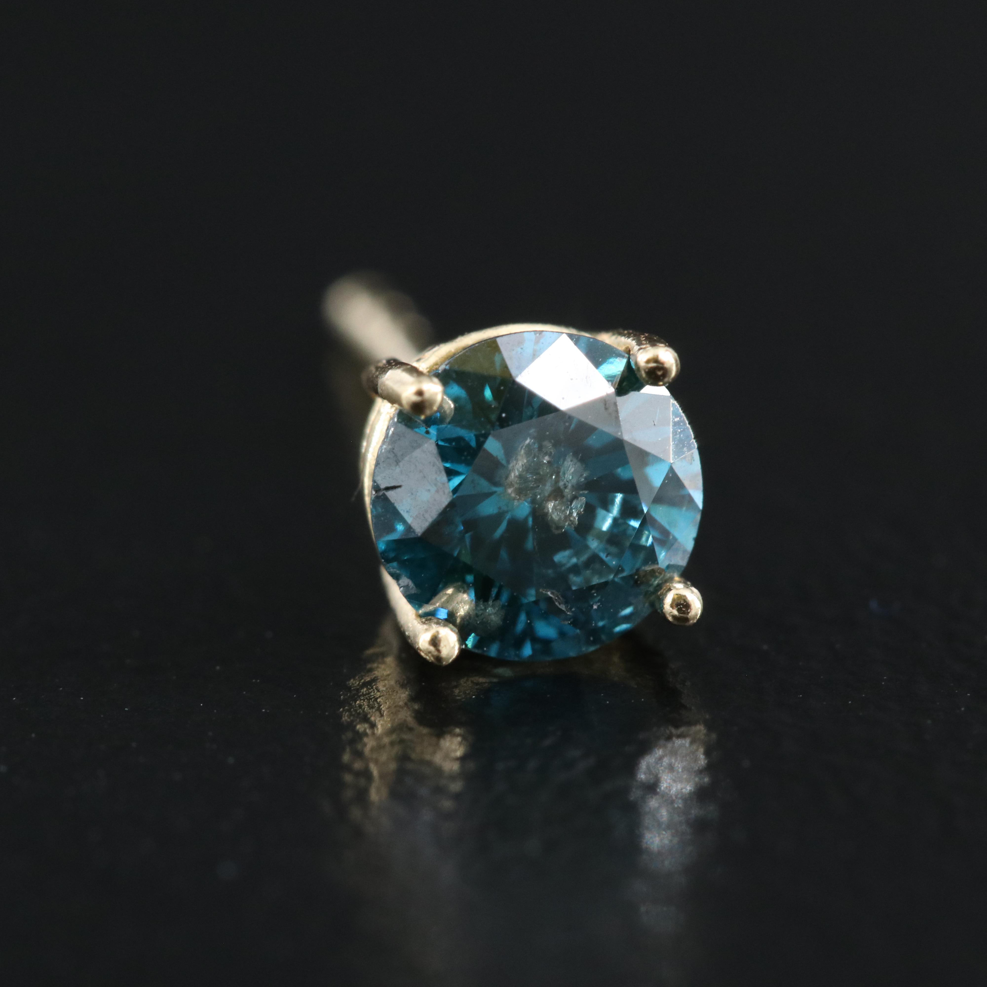 18K 0.94 CTW Diamond Stud Earrings