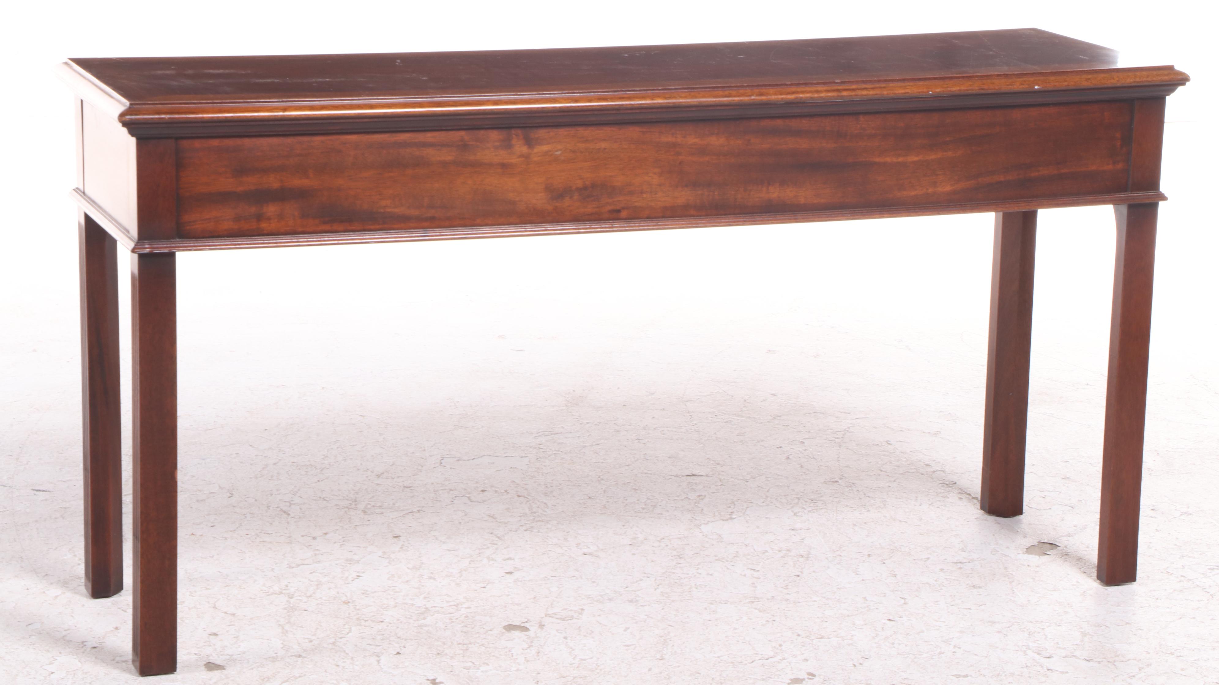 Hickory Chair Co. "Historical James River Plantations" Mahogany Console Table