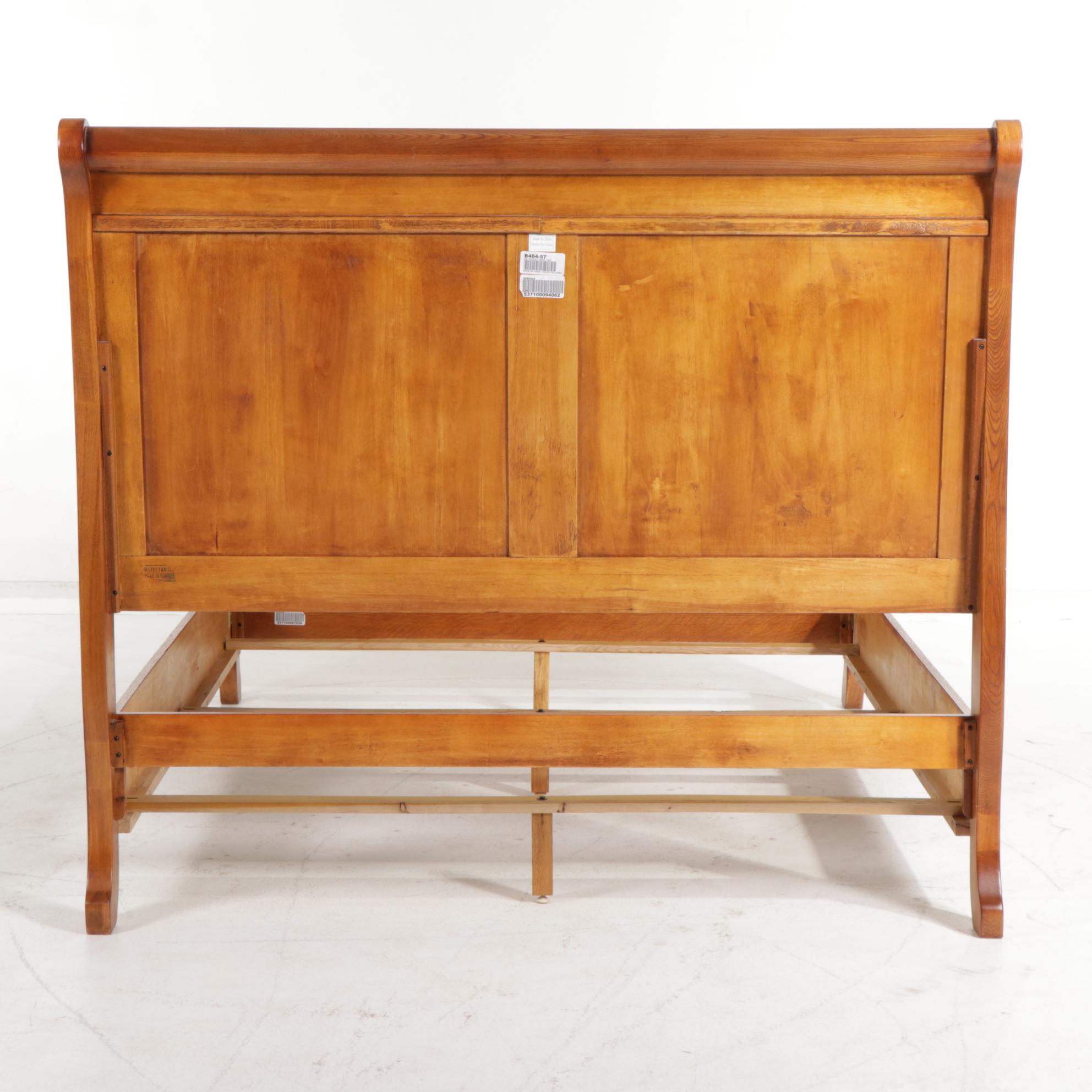 Paneled Oak Queen-Size Sleigh Bed