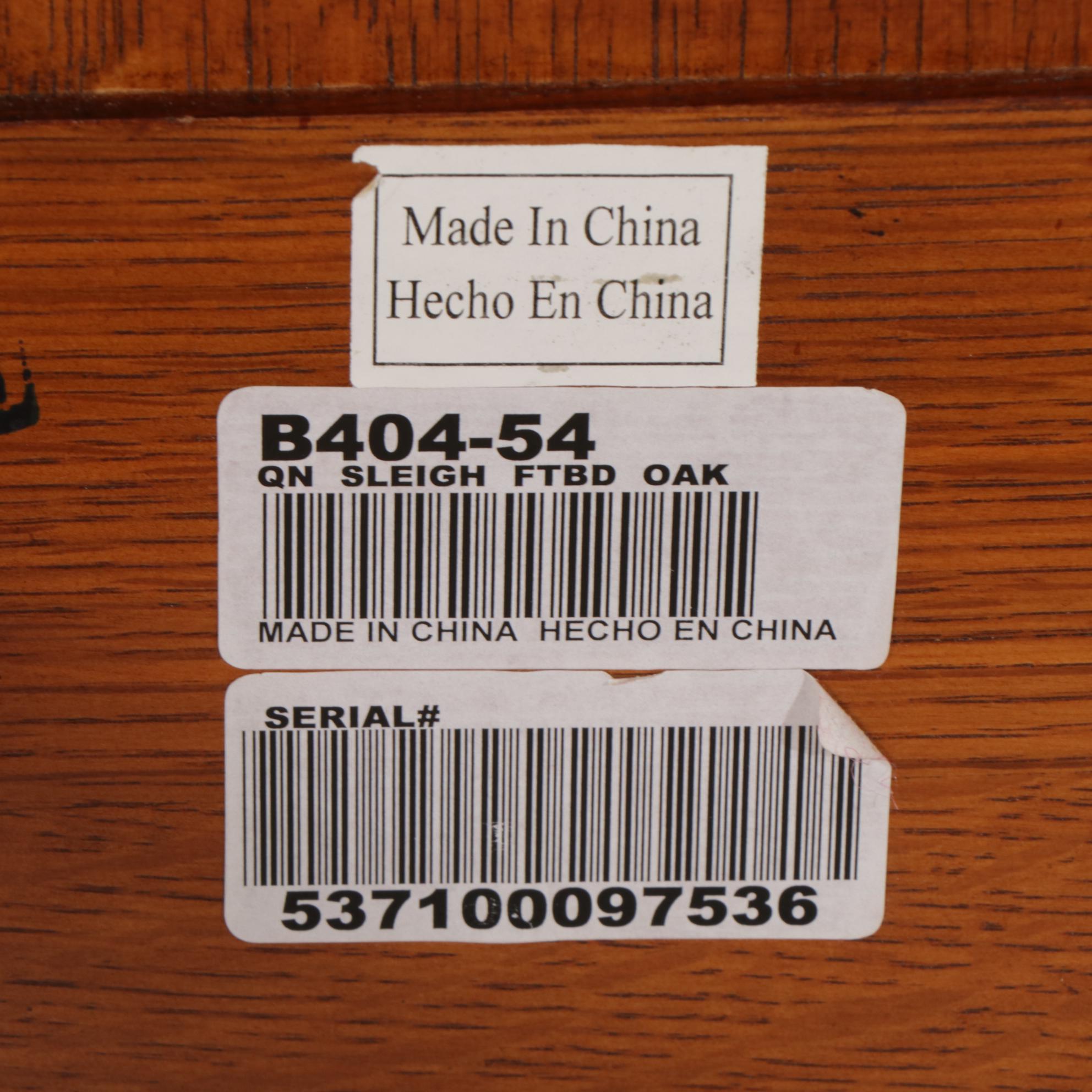 Paneled Oak Queen-Size Sleigh Bed