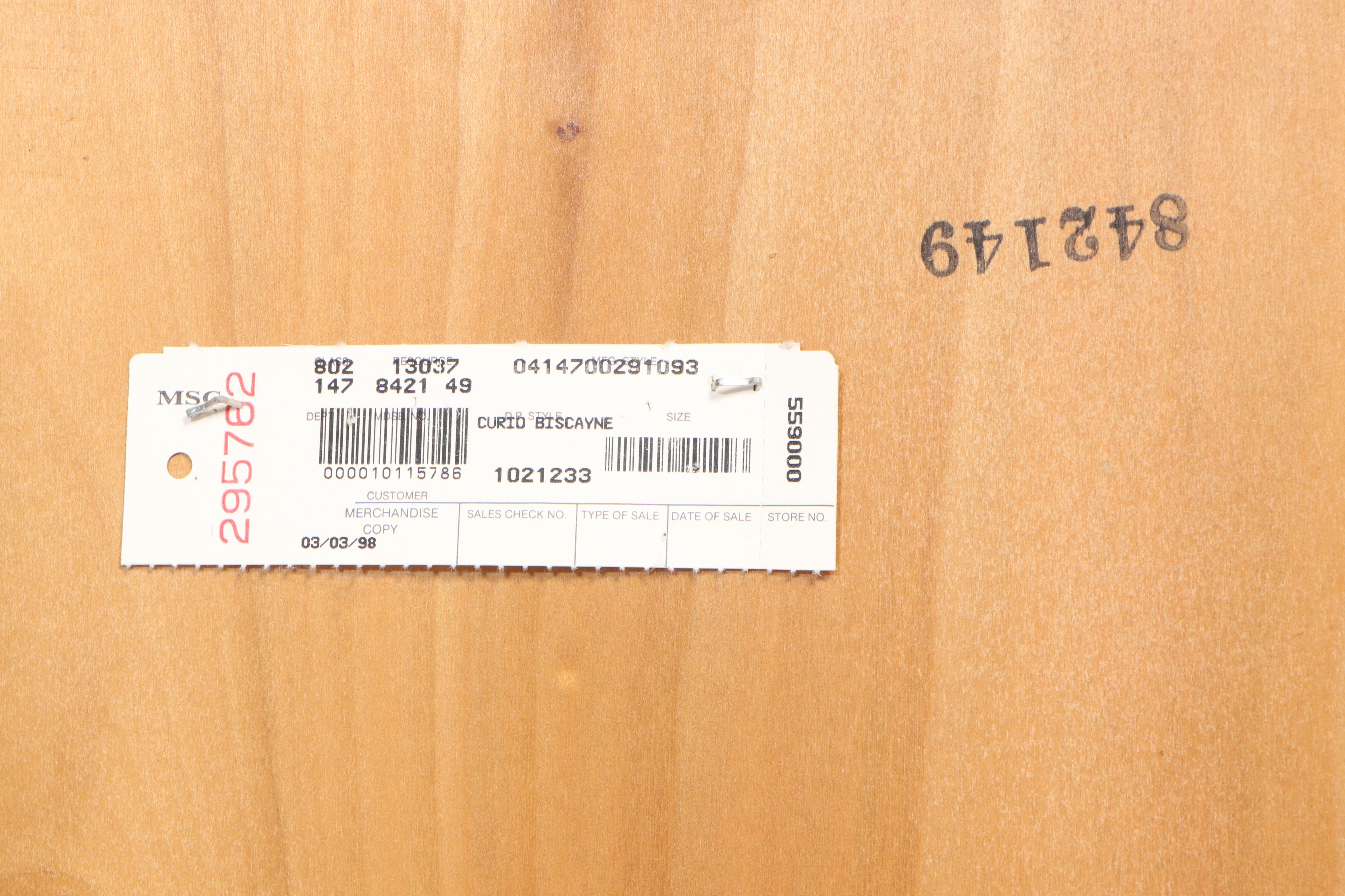 Henredon Arched Display Cabinet in Silver Finish