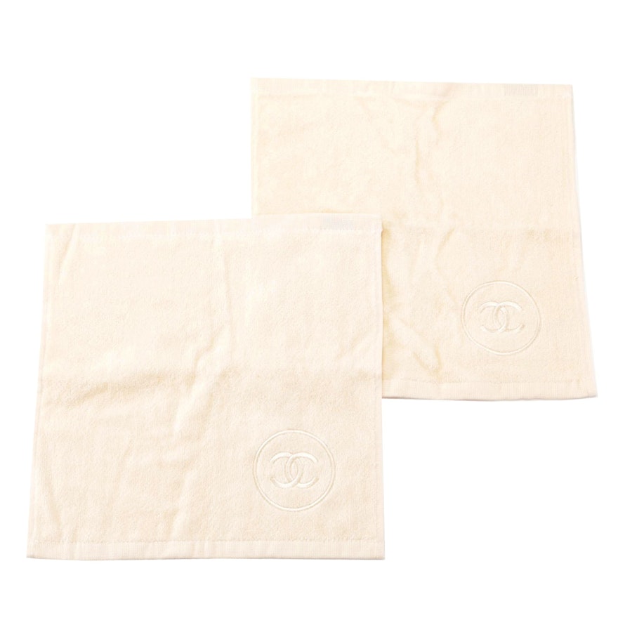 Chanel Beauté Promotional CC Monogrammed Cotton Hand Towels