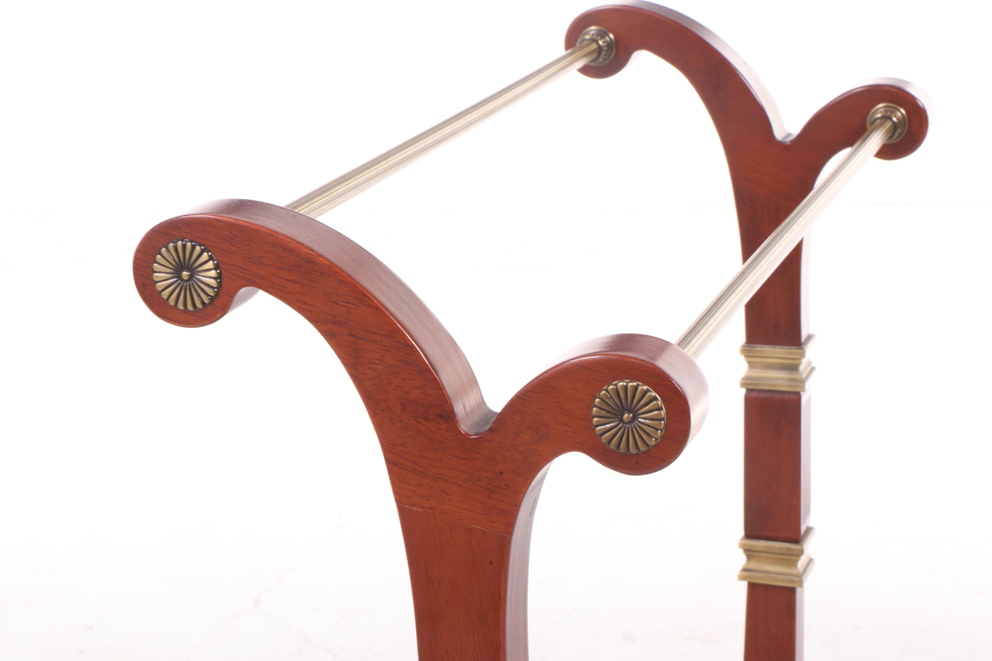 The Bombay Company Neoclassical Style Mahogany-Stained and Brass Quilt Rack