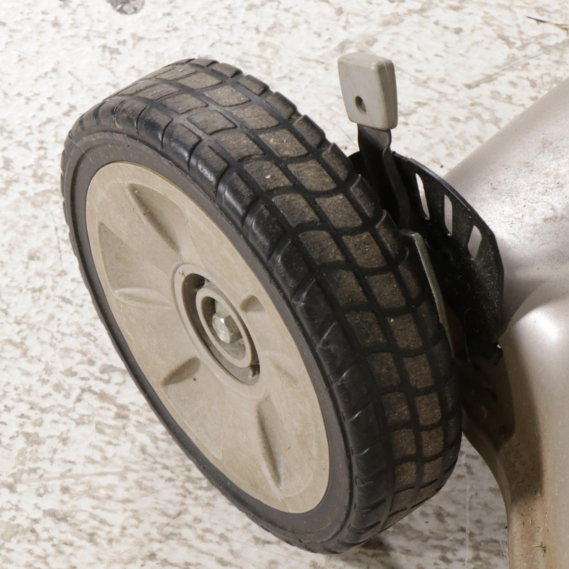 Honda Smart Drive Easy Start Auto Choke System Twin Blade 3-in-1 Push Lawn Mower