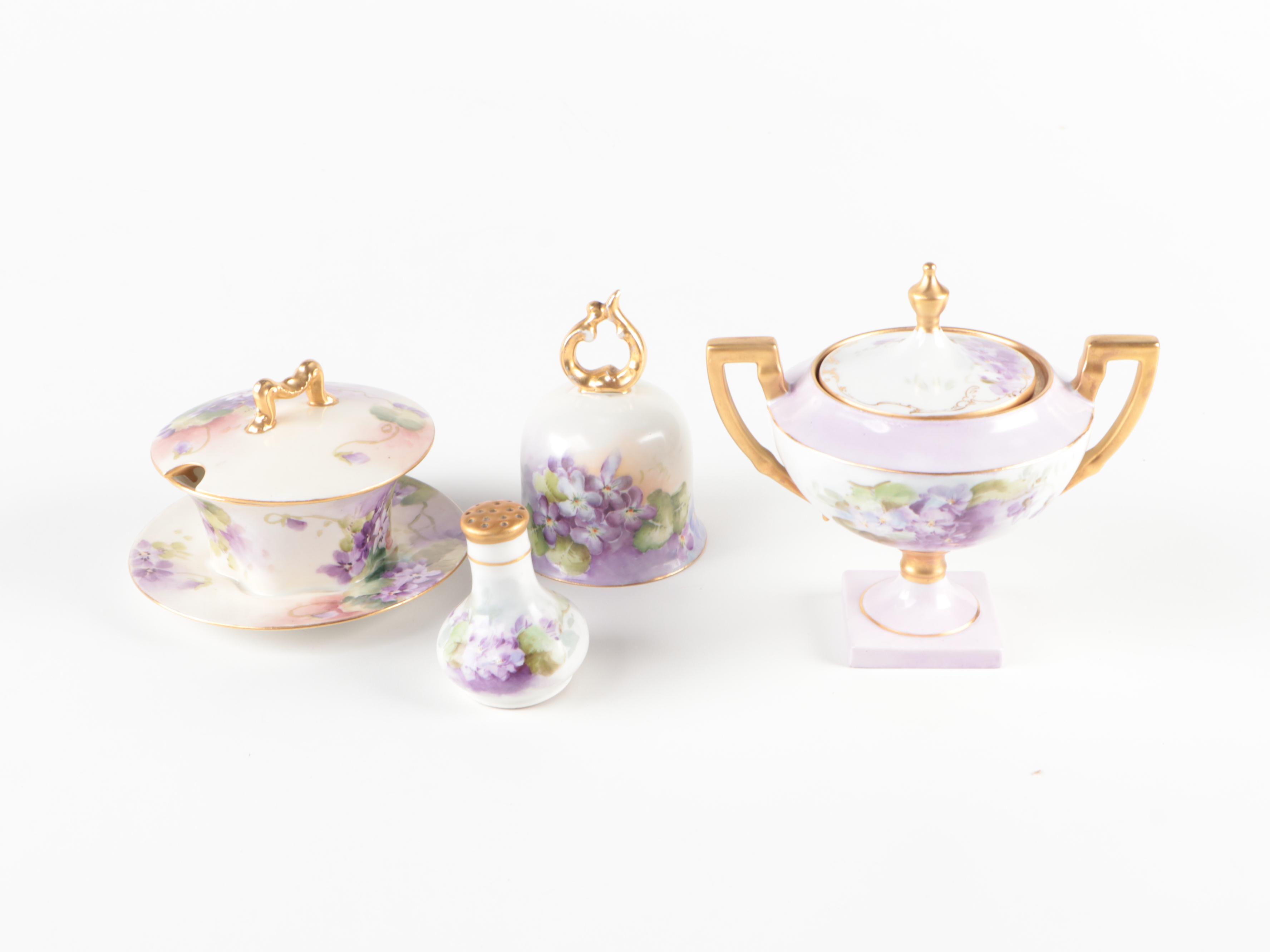 Hobbiest Hand-Painted Floral Motif Porcelain Dinnerware, Early to Mid-20th C.