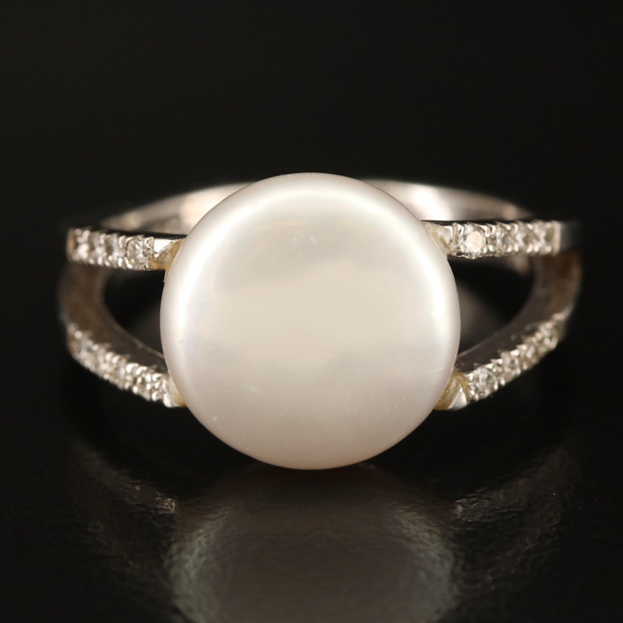 18K Diamond and Coin Pearl Ring