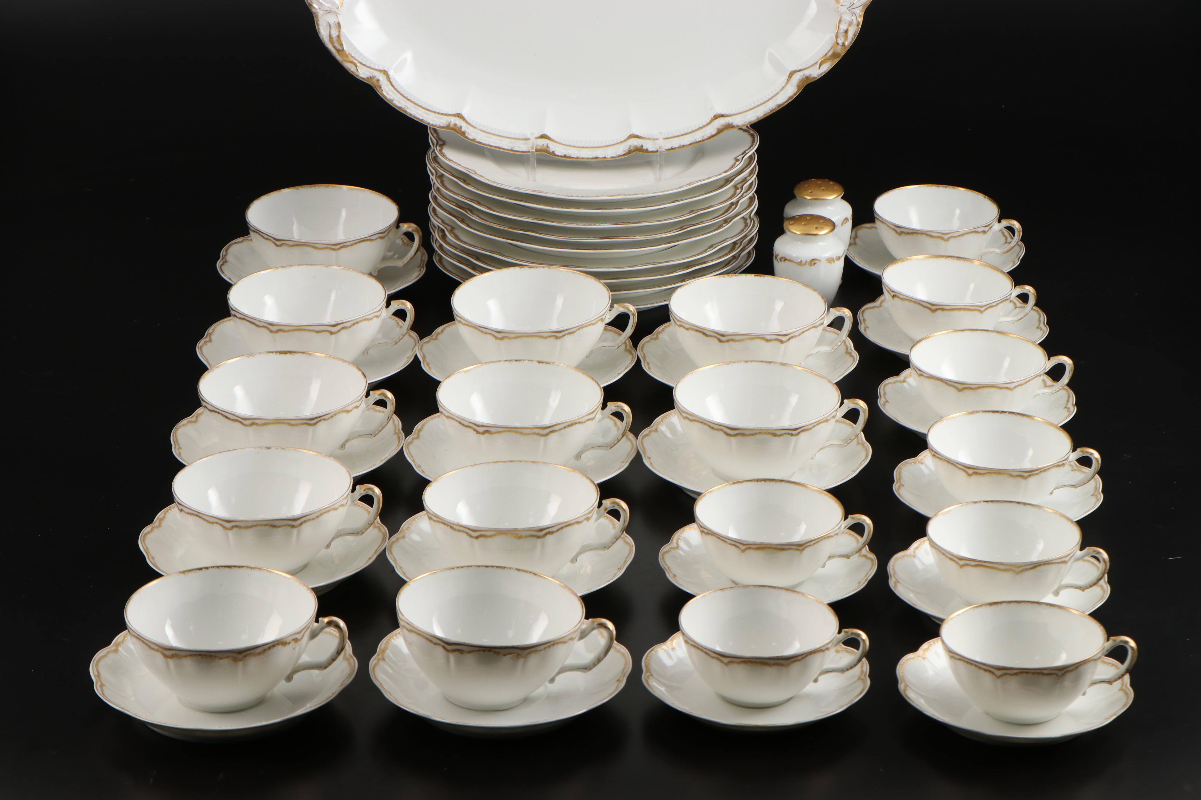 Haviland & Co. Gilt Decorated Limoges Porcelain Dinnerware, Mid-20th Century