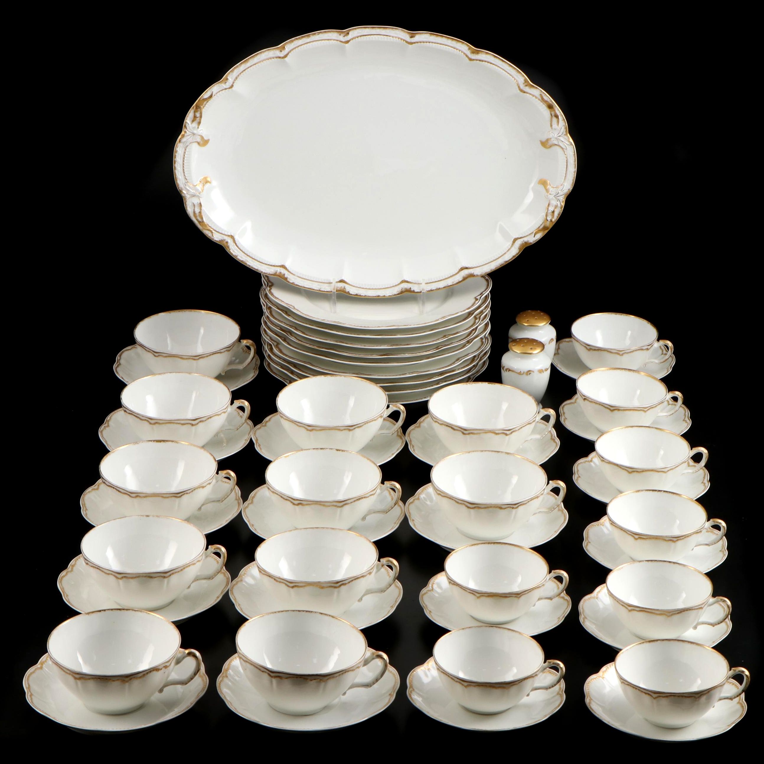 Haviland & Co. Gilt Decorated Limoges Porcelain Dinnerware, Mid-20th Century