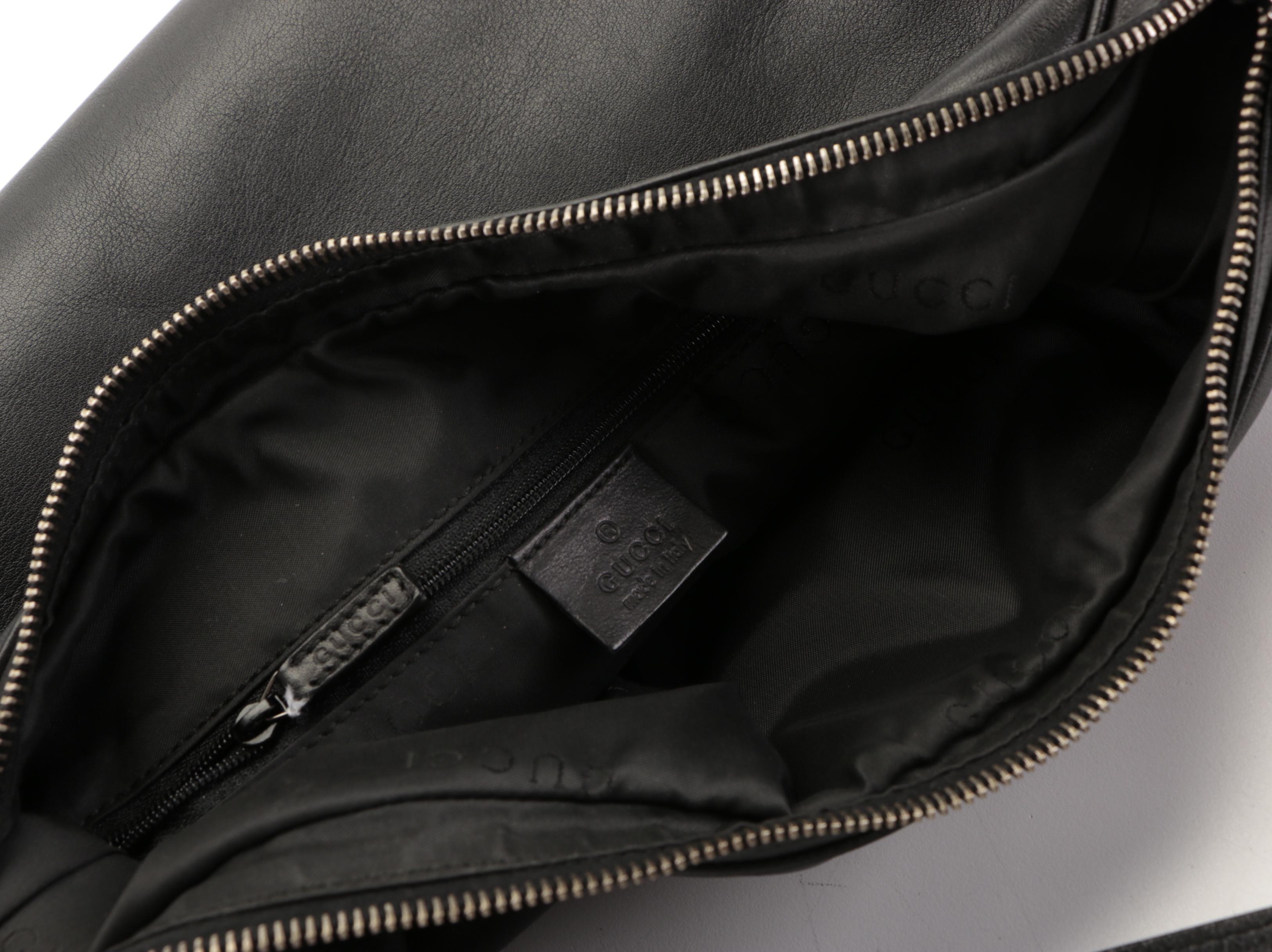 Gucci Zip Attaché Hobo Bag in Black Calfskin Leather