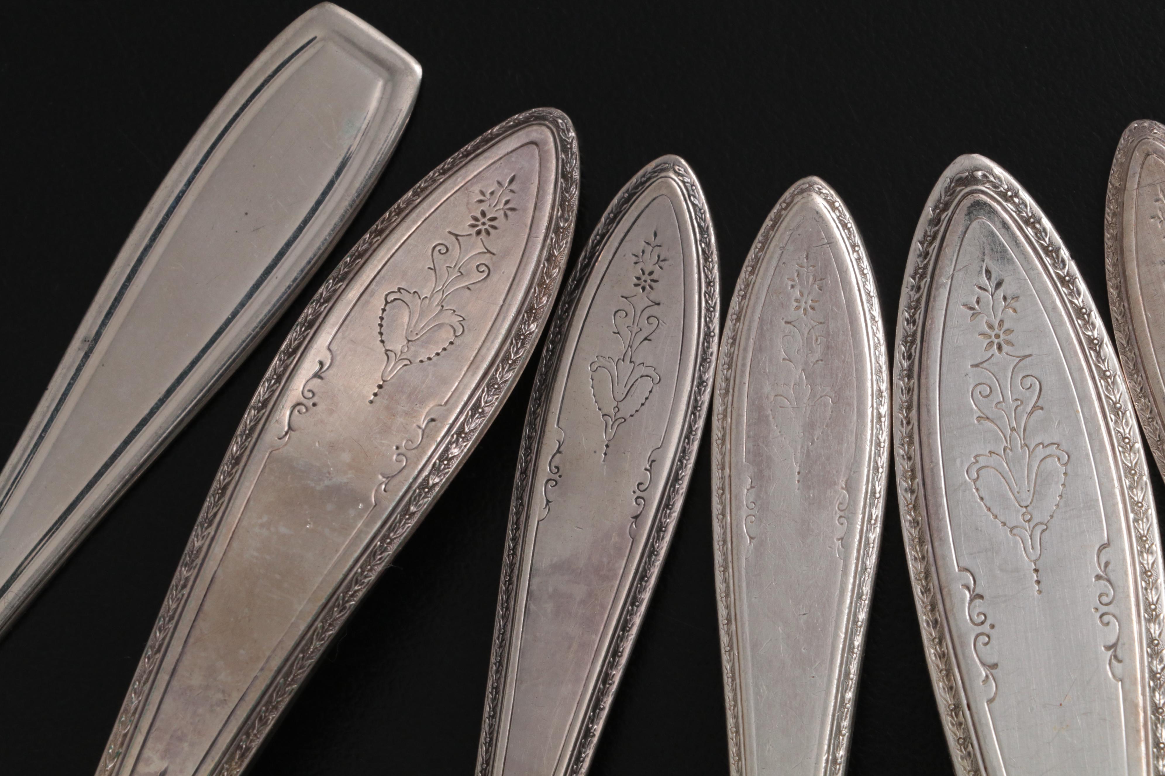 Rogers Bros "Argosy" Silver Plate Flatware Set with Presentation Chest