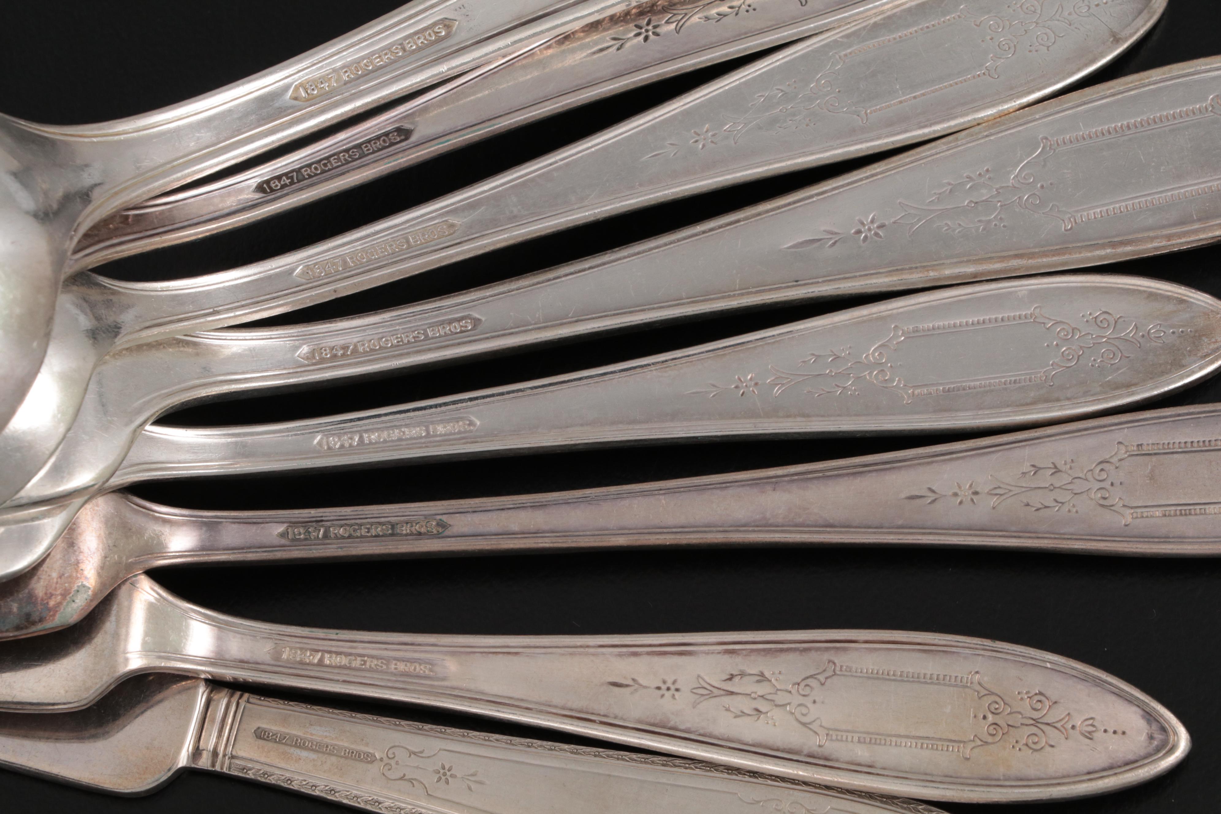 Rogers Bros "Argosy" Silver Plate Flatware Set with Presentation Chest