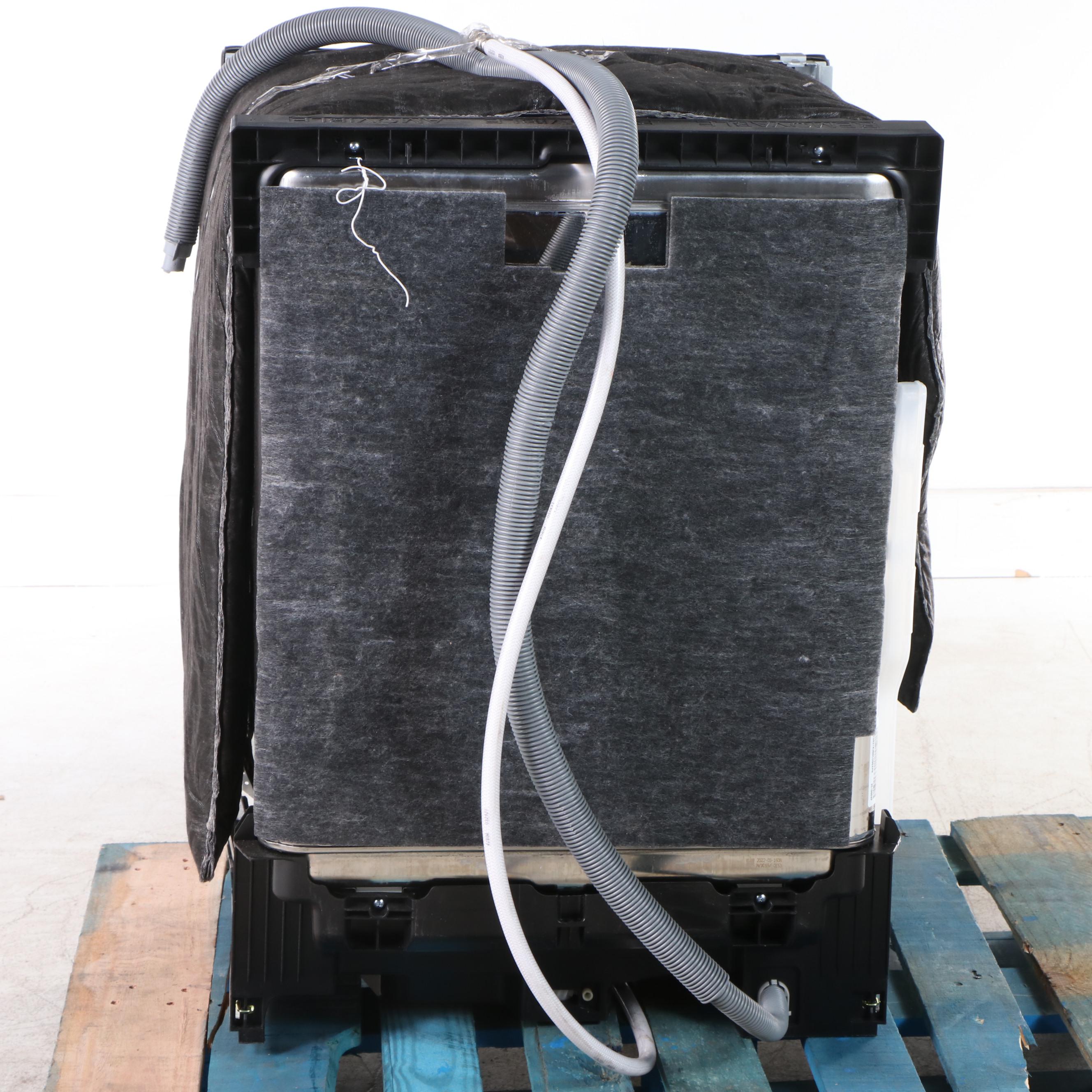 LG Stainless Steel Control Top QuadWash Smart Wi-Fi Enabled Dishwasher