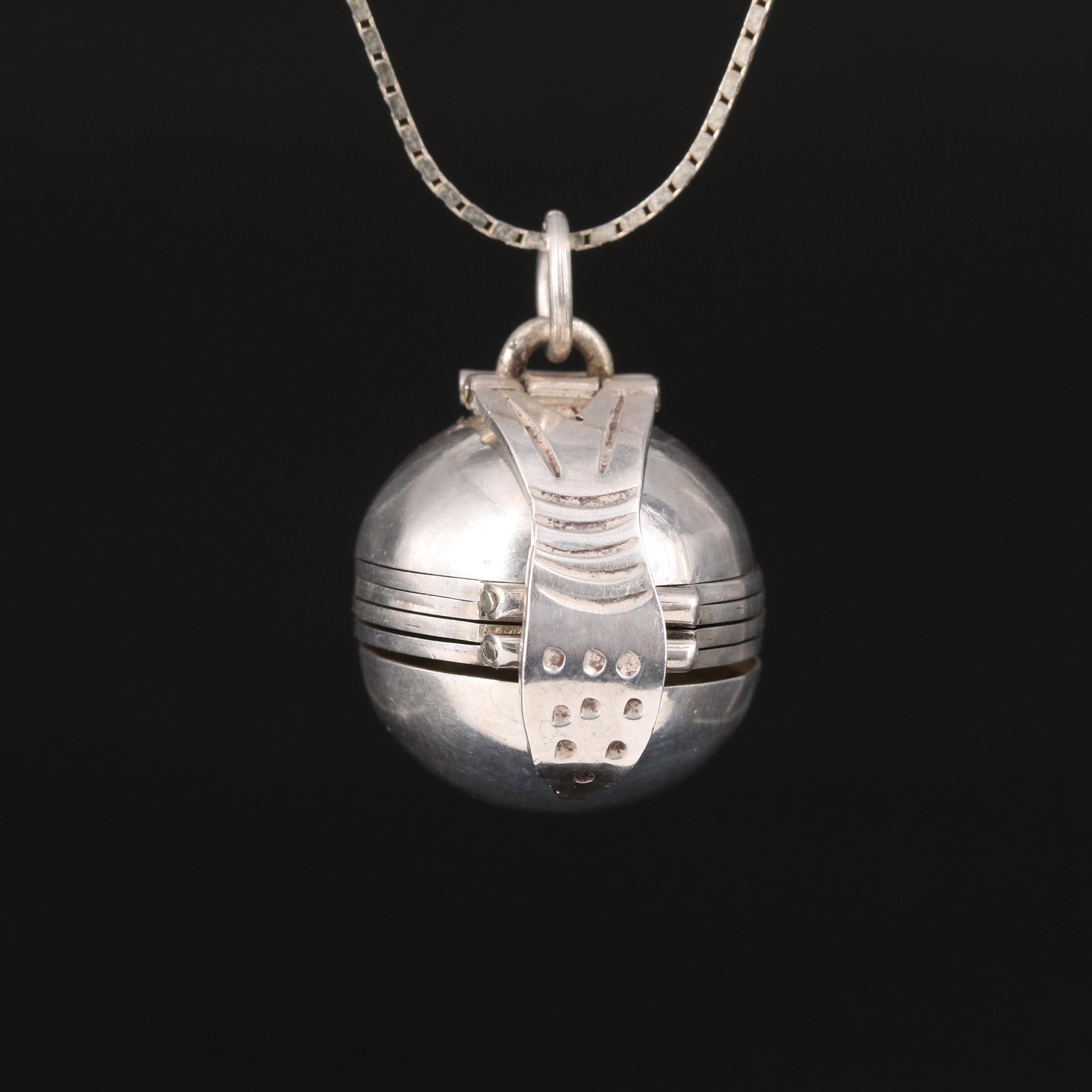 Sterling Taxco Photo Locket on Box Chain Necklace