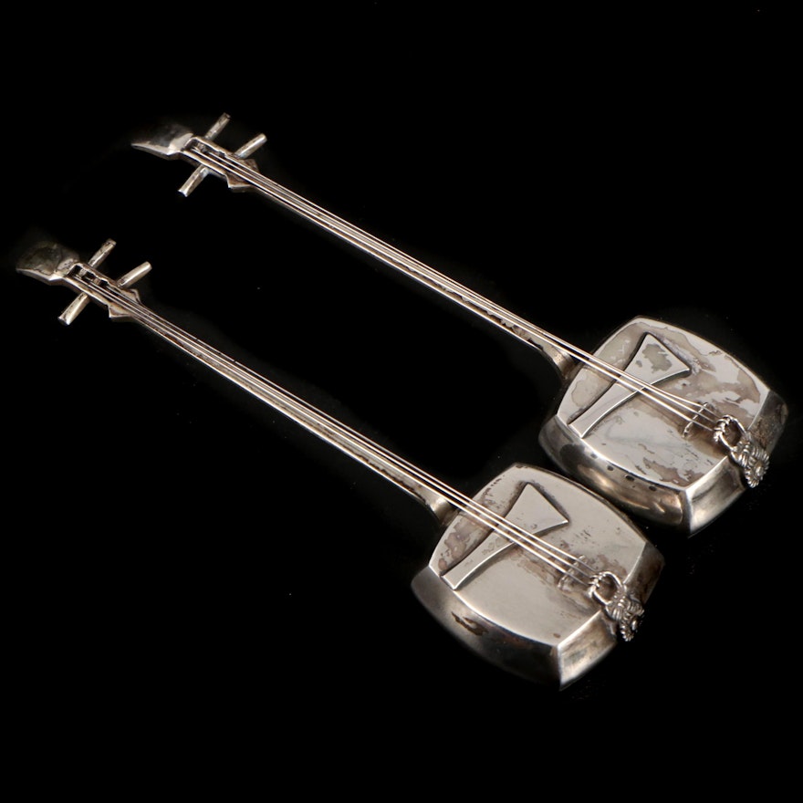 Japanese Sterling Silver Shamisen Form Shakers, Mid to Late 20th Century