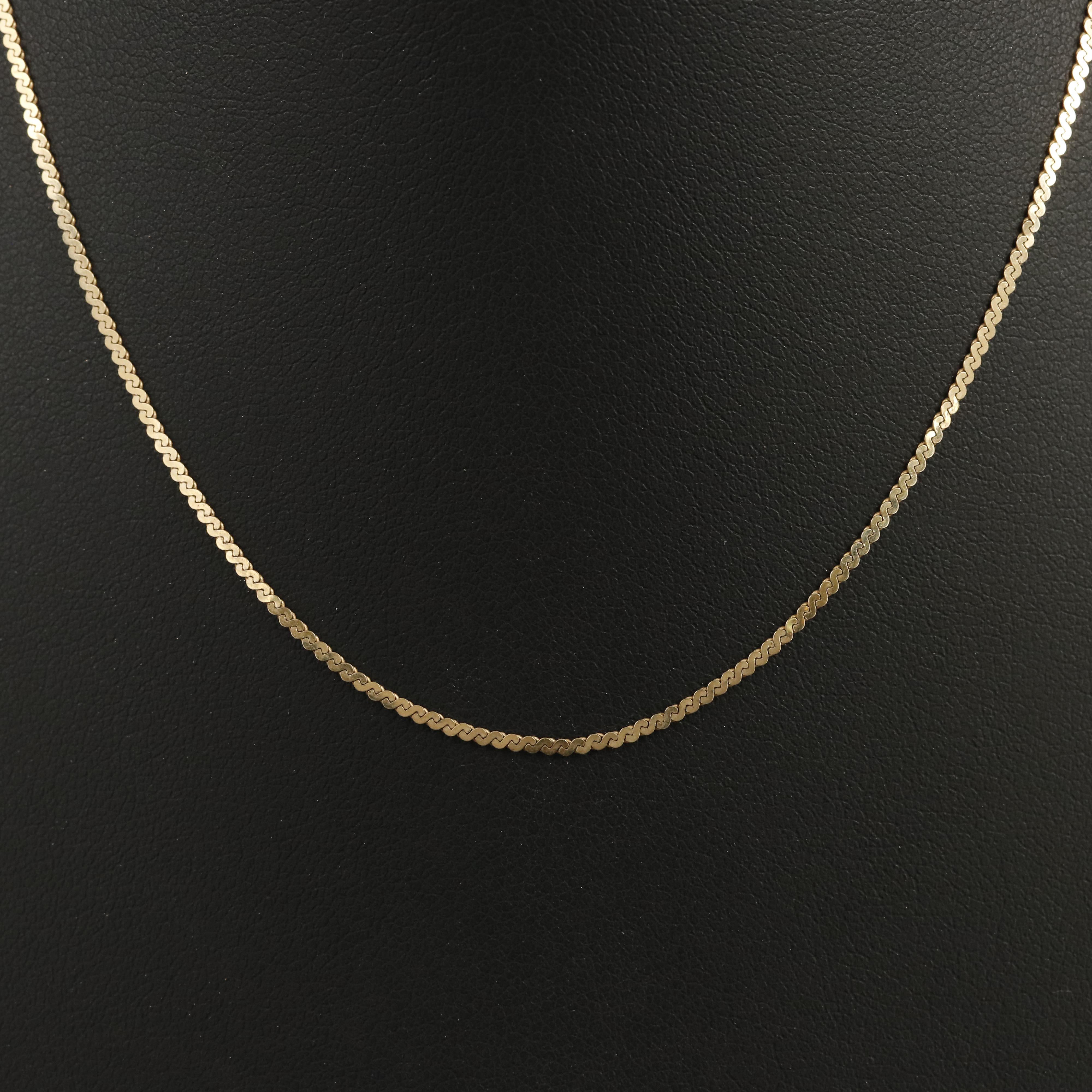 14K Serpentine Chain Necklace