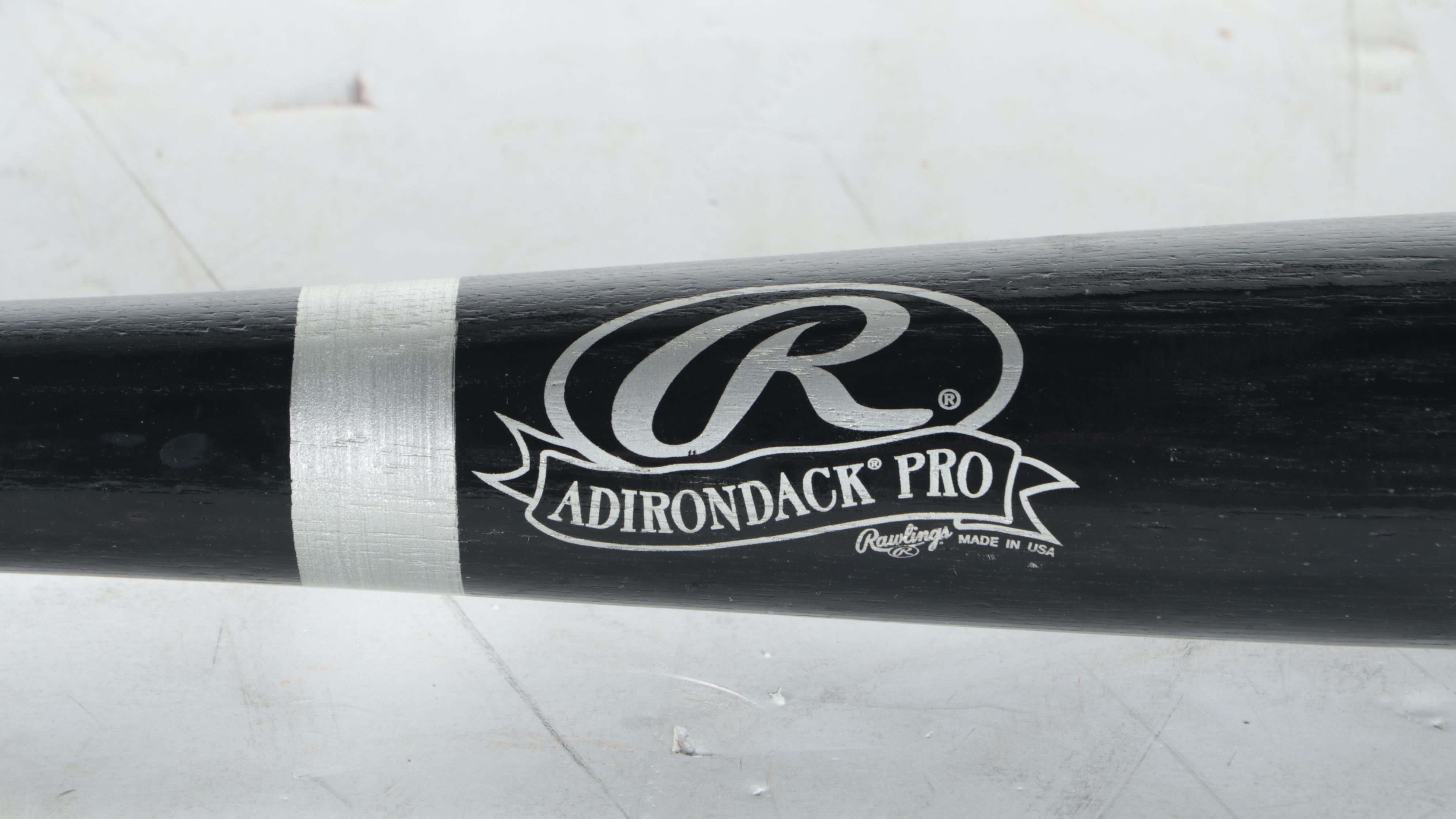 Detroit Tigers World Series Baseball Bats Signed by Chet Lemon and Willie Horton