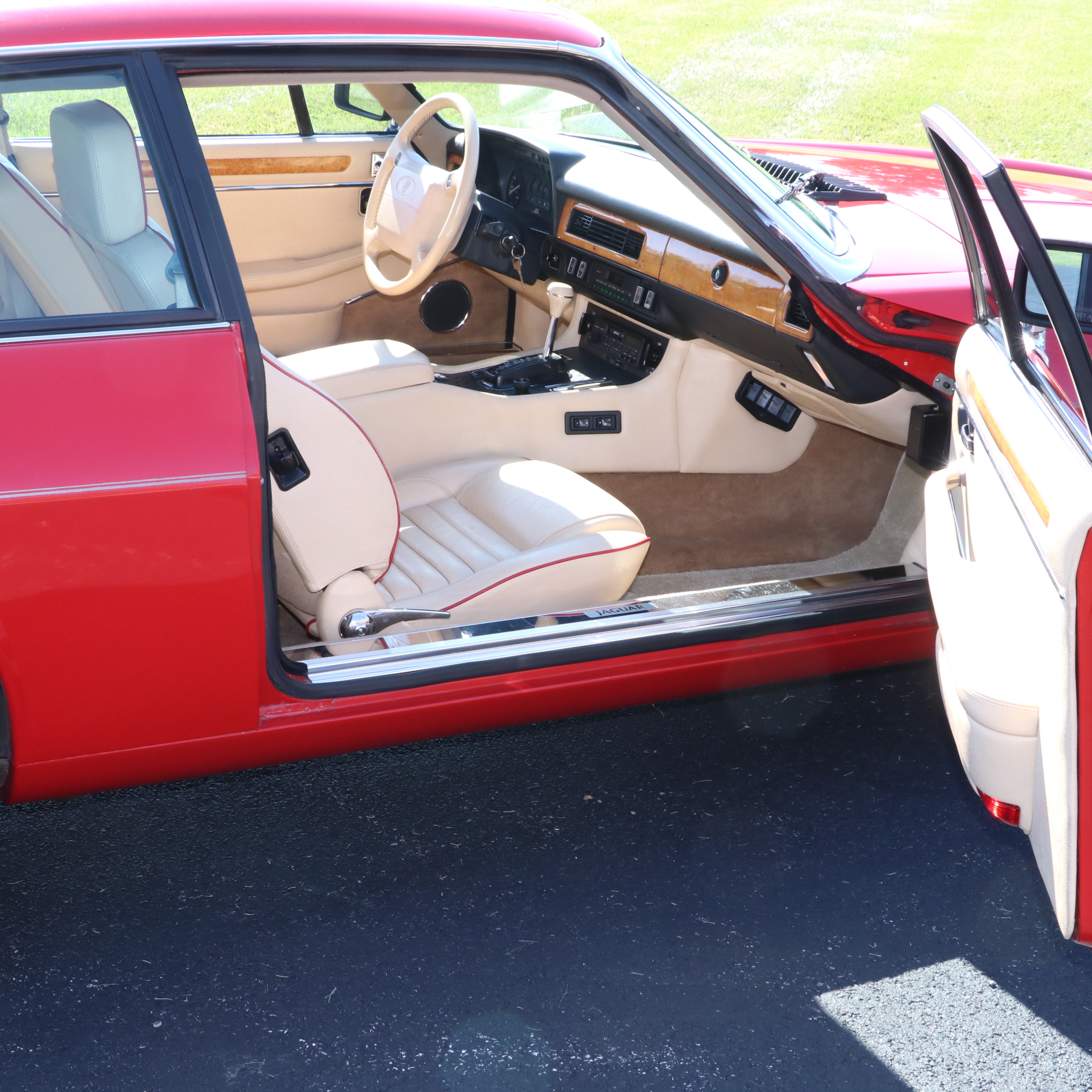 1990 Jaguar XJS Rouge Edition