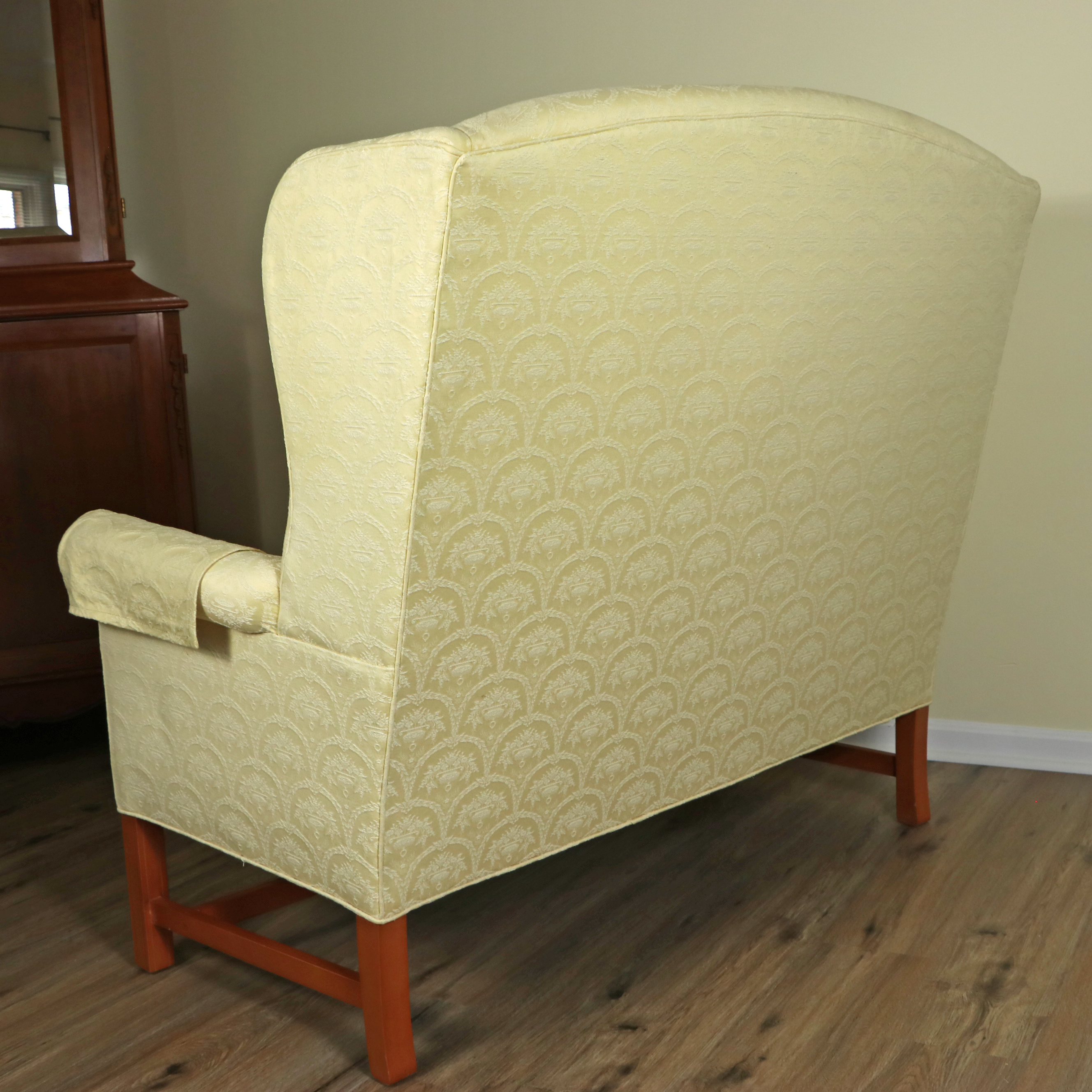 Johnston Benchworks Chippendale Style High-Back Settee, Late 20th Century