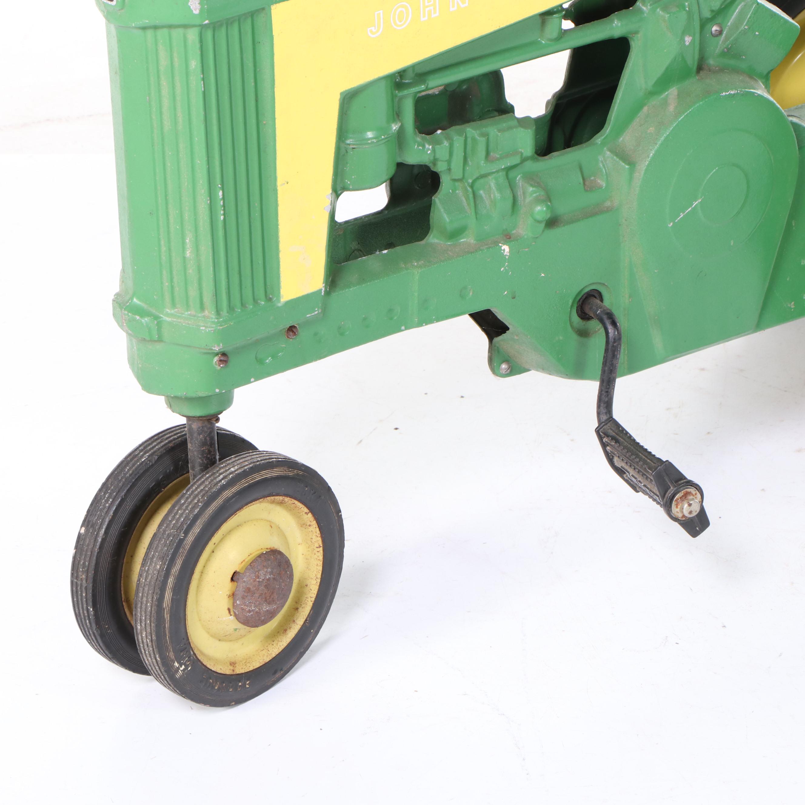 ERTL John Deere Pedal Tractor with Wagon
