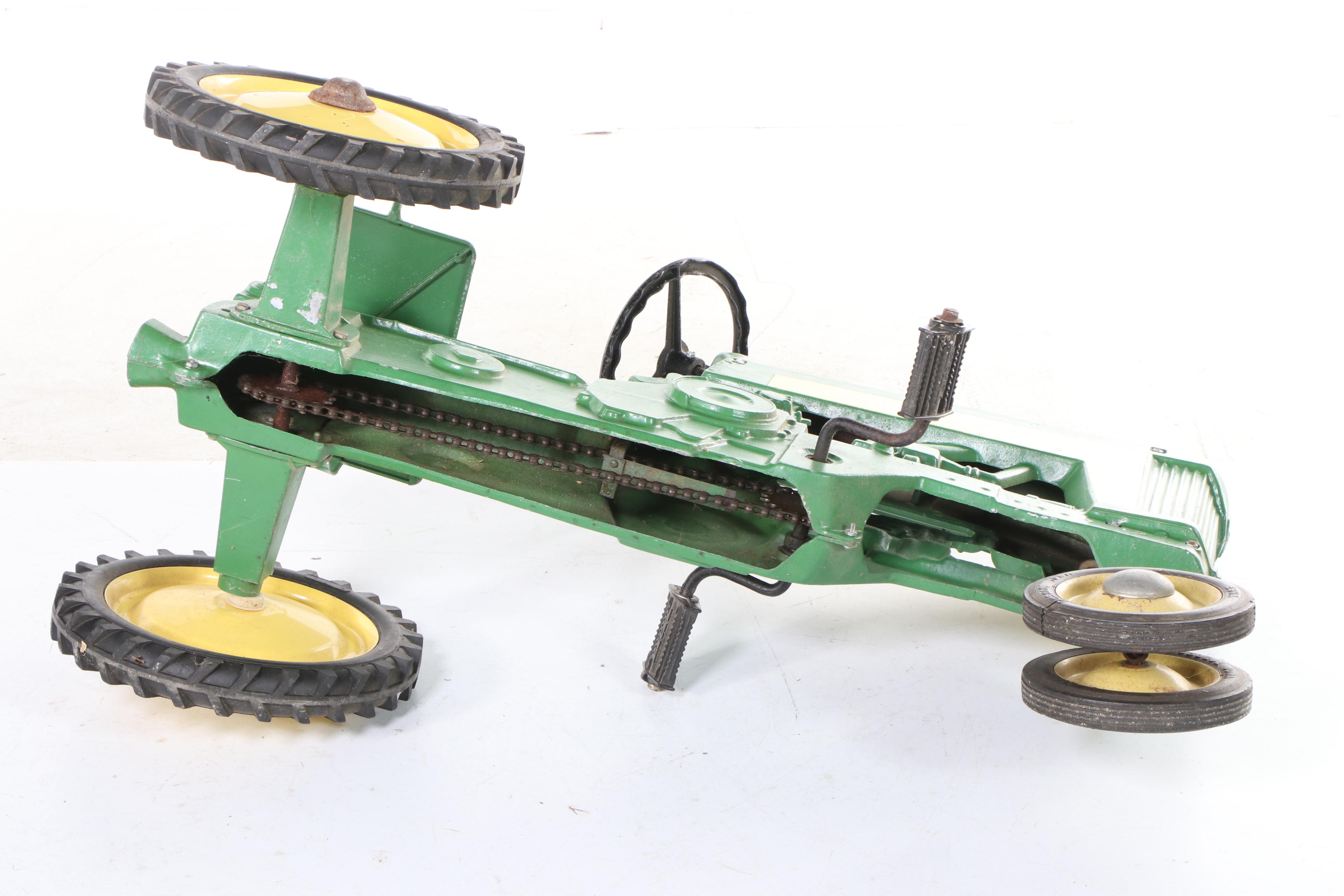 ERTL John Deere Pedal Tractor with Wagon