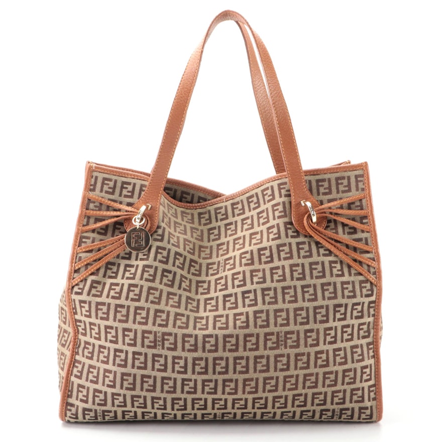 Fendi Tote in Zucchino Canvas and Leather