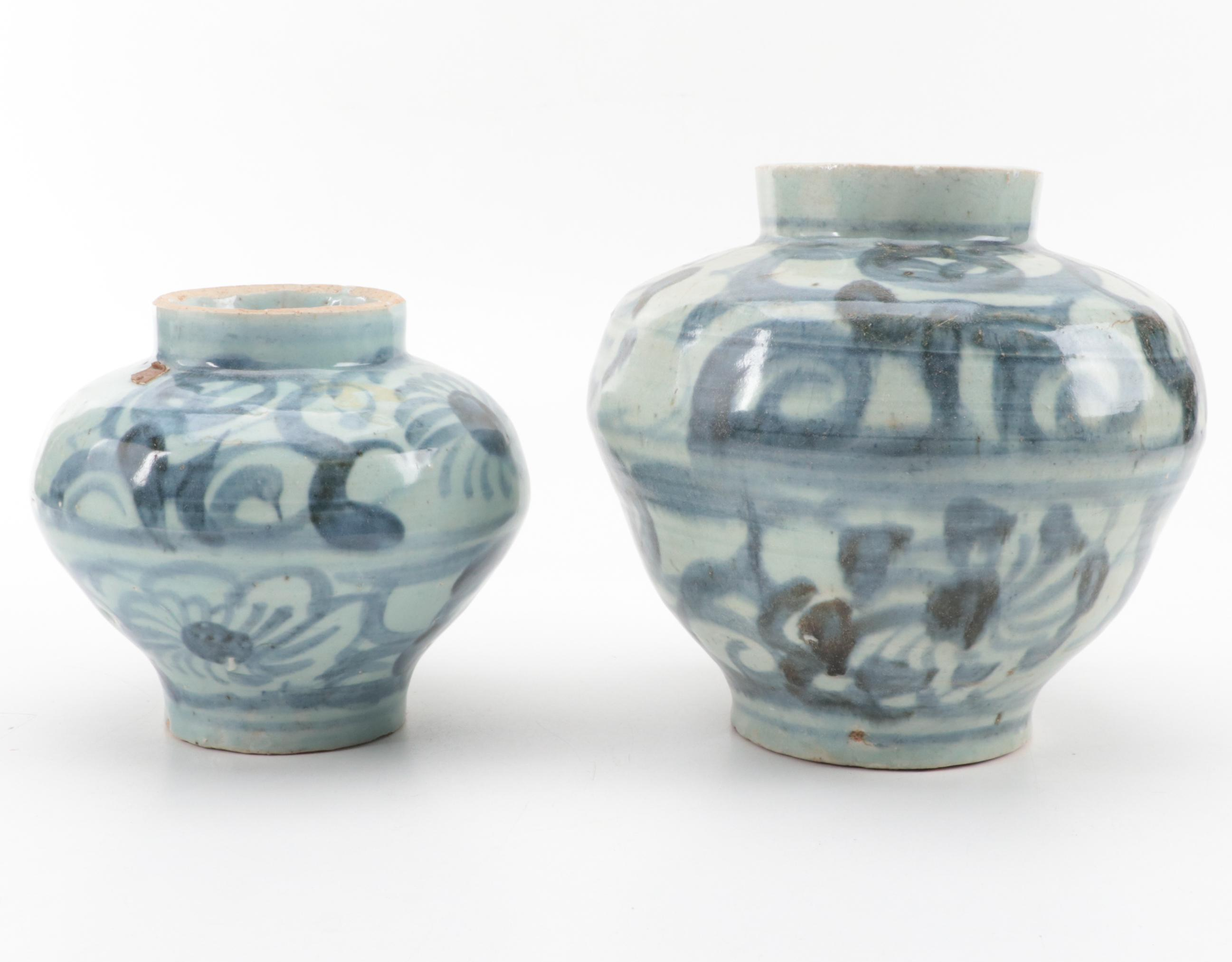 Chinese Swatow Zhangzhou Ware Porcelain Jarlets, Antique